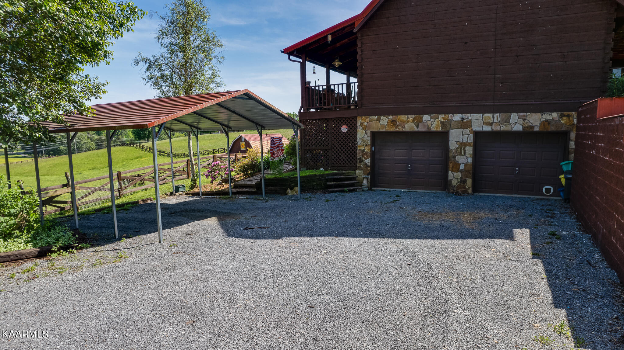 8527 Tazewell Pike Corryton TN 37721