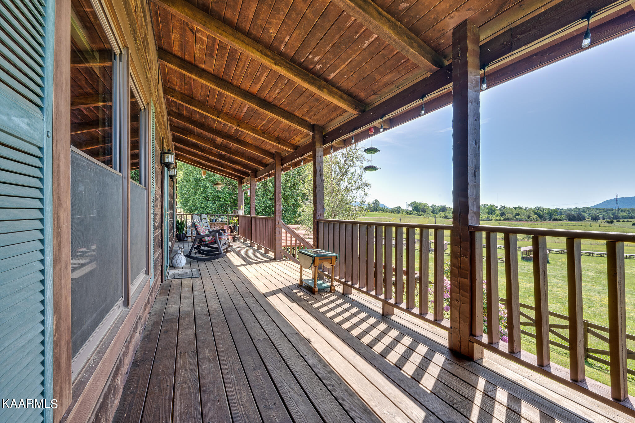 8527 Tazewell Pike Corryton TN 37721