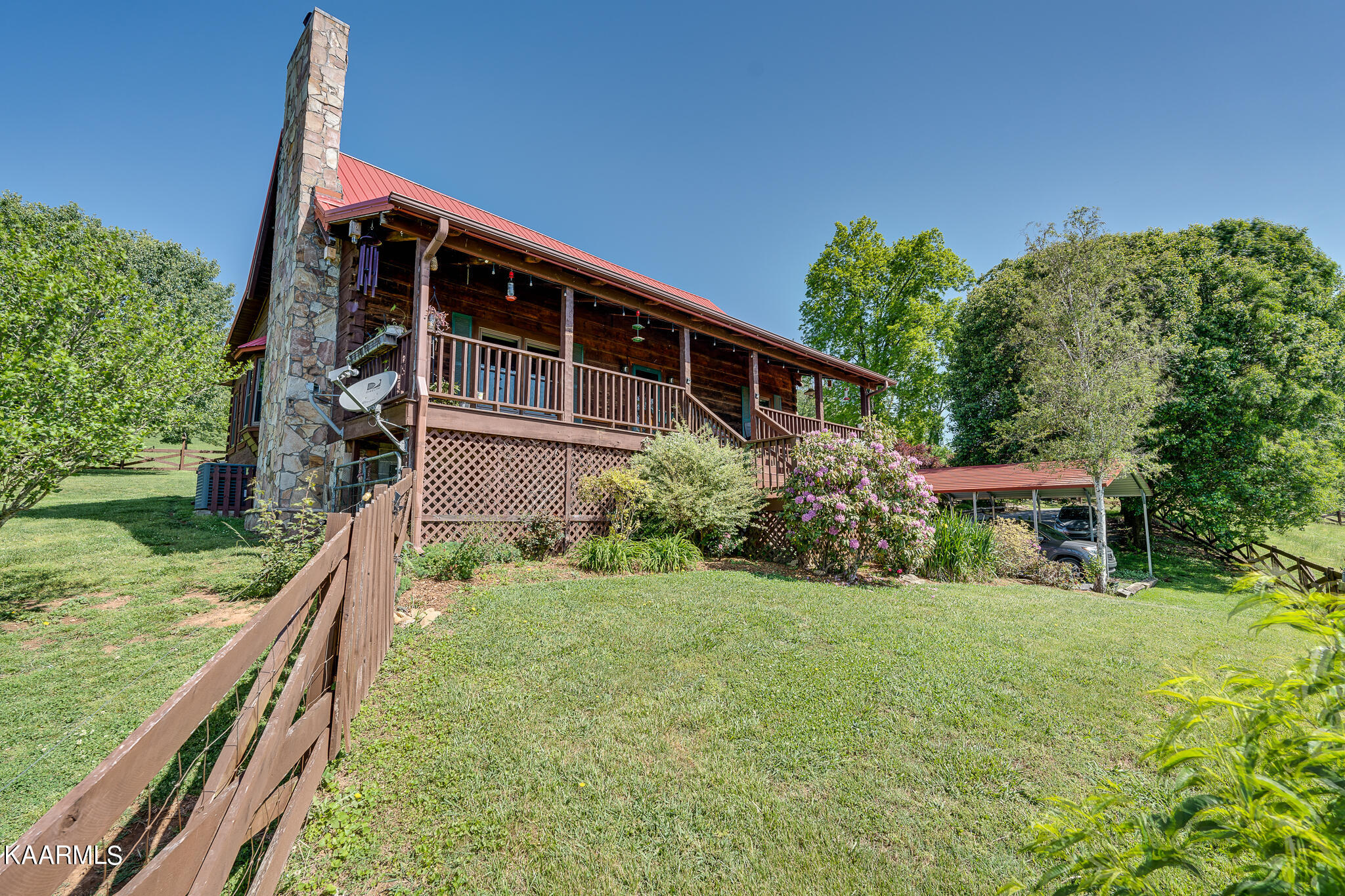 8527 Tazewell Pike Corryton TN 37721