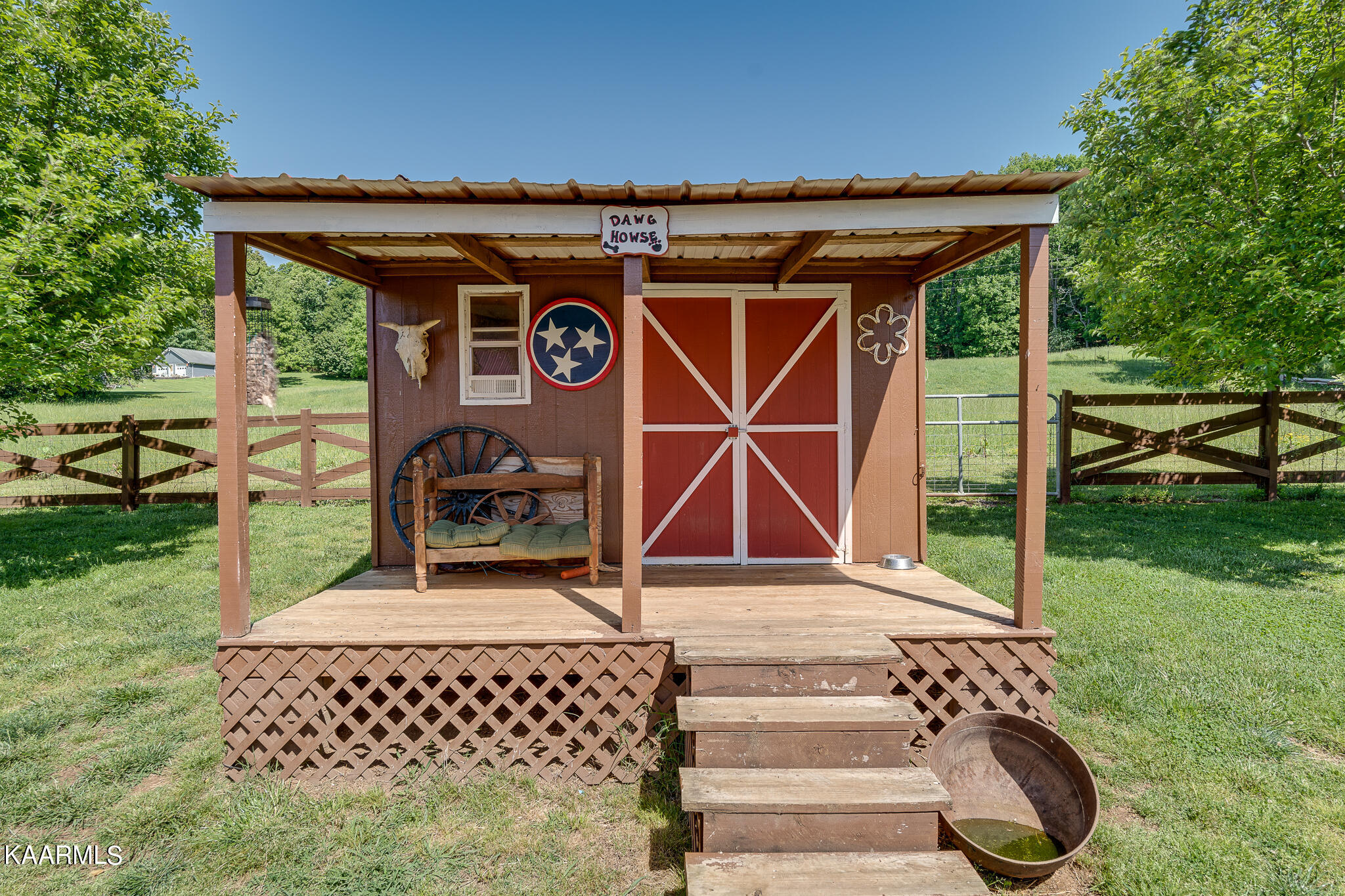 8527 Tazewell Pike Corryton TN 37721
