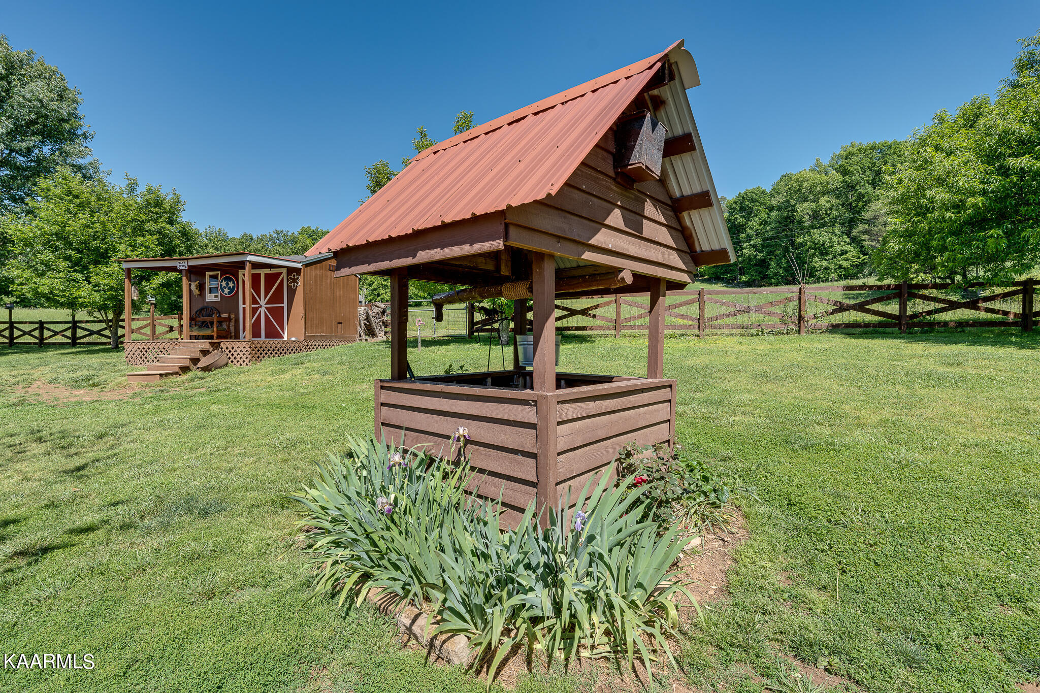 8527 Tazewell Pike Corryton TN 37721