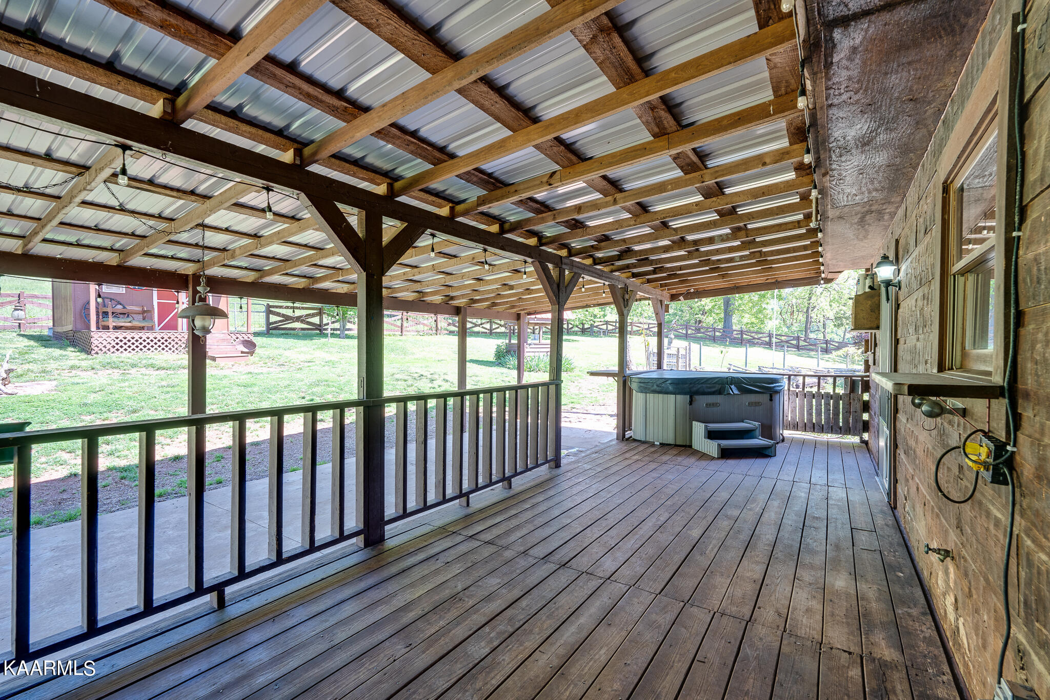 8527 Tazewell Pike Corryton TN 37721