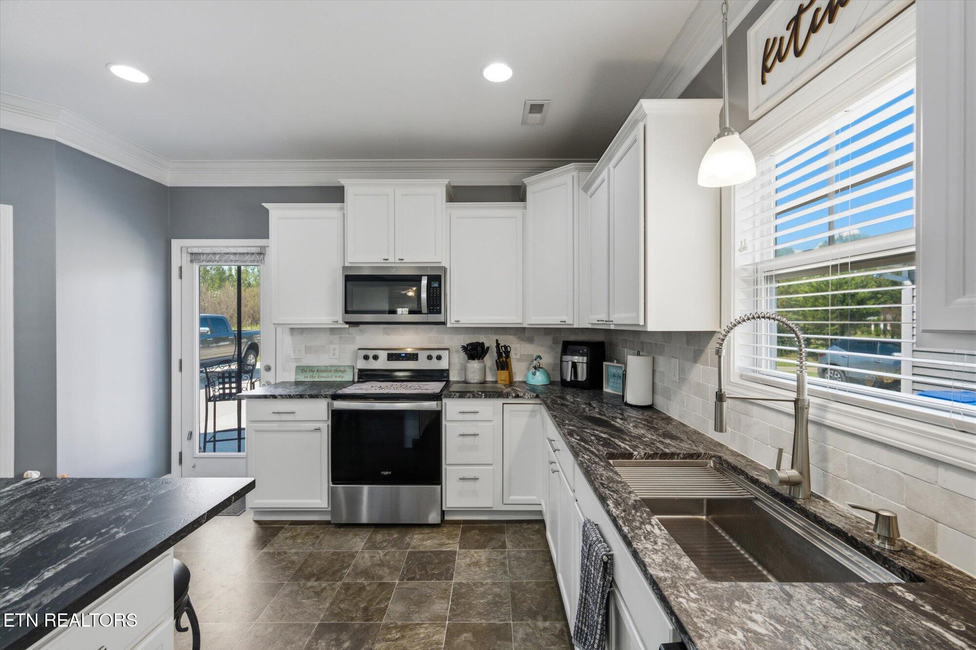 118 Fallberry Street Oak Ridge TN 37830