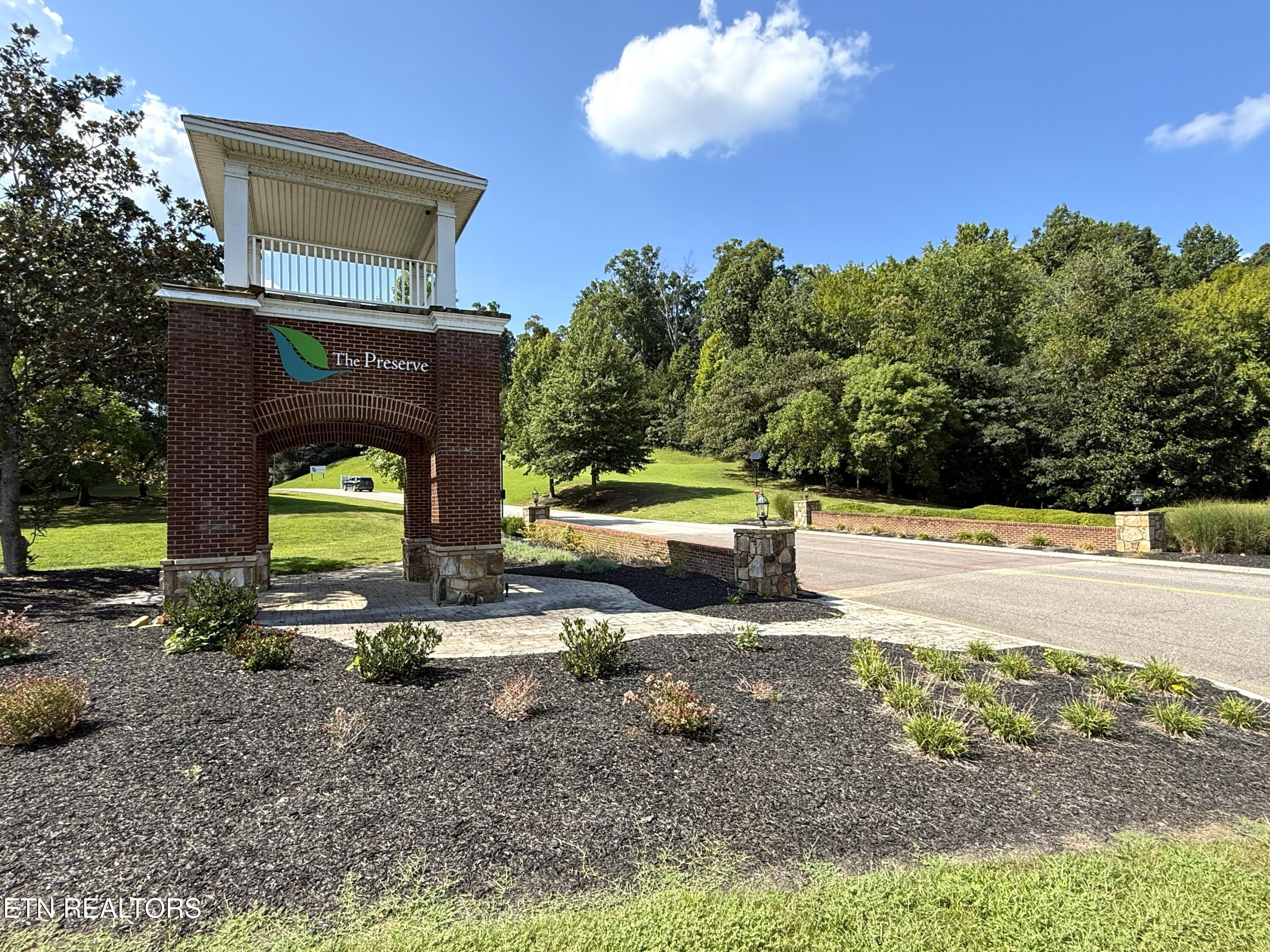 118 Fallberry Street Oak Ridge TN 37830