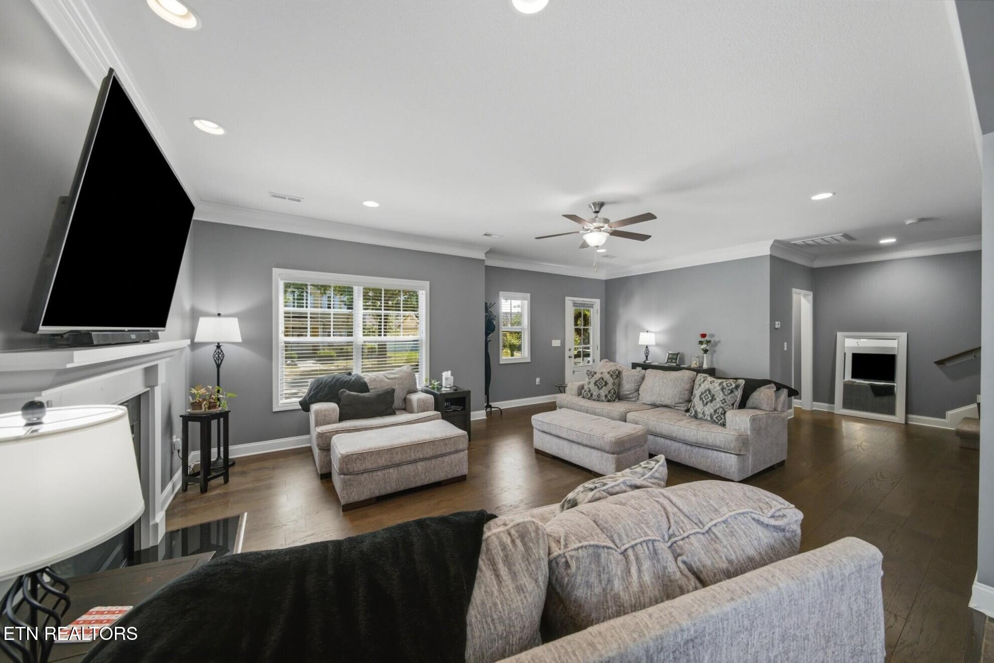 118 Fallberry Street Oak Ridge TN 37830