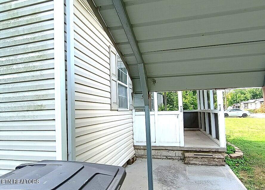 577 Monroe Street Madisonville TN 37354