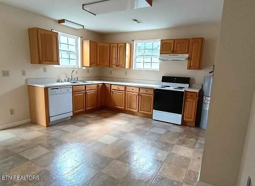 577 Monroe Street Madisonville TN 37354