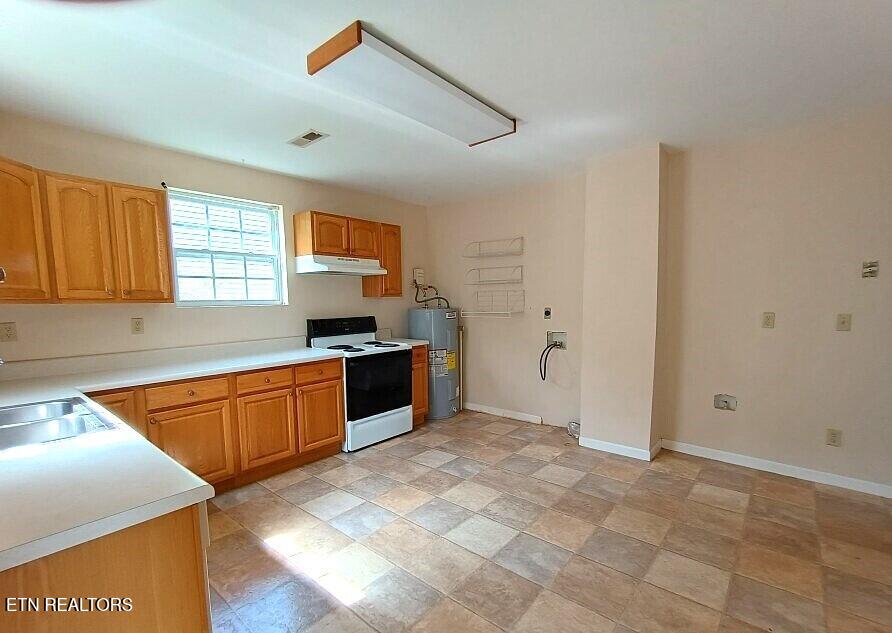 577 Monroe Street Madisonville TN 37354