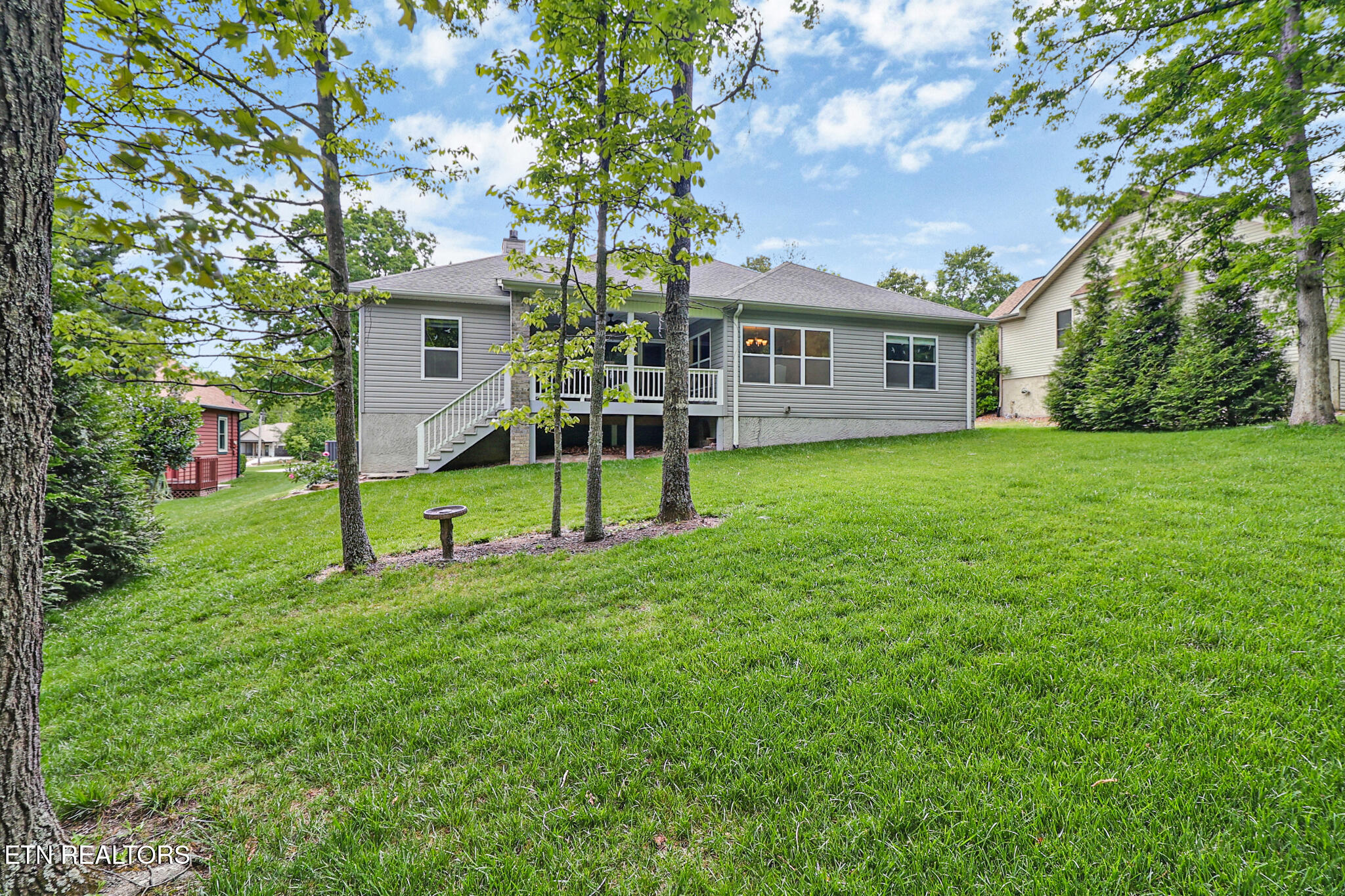 10 Brooks Lane Crossville TN 38558