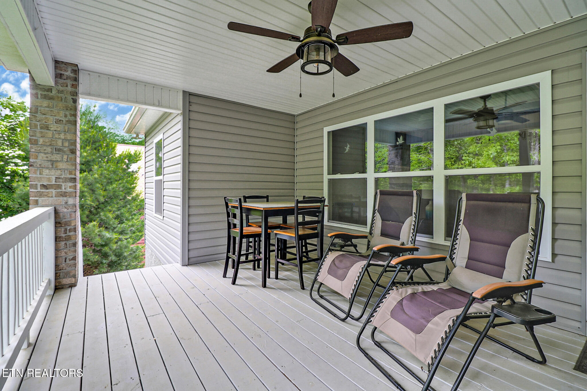 10 Brooks Lane Crossville TN 38558