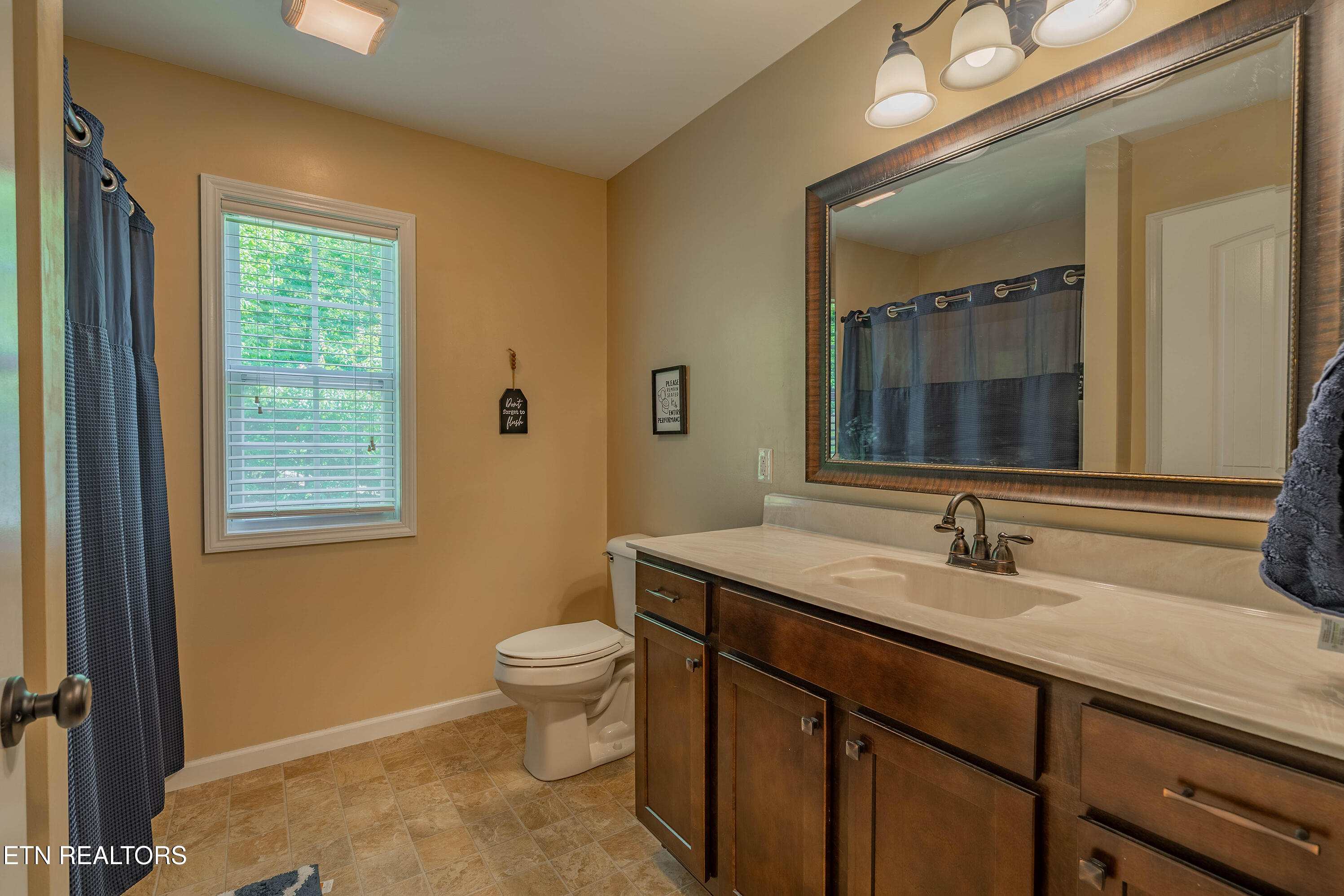 379 Hilltop Drive Crossville TN 38555