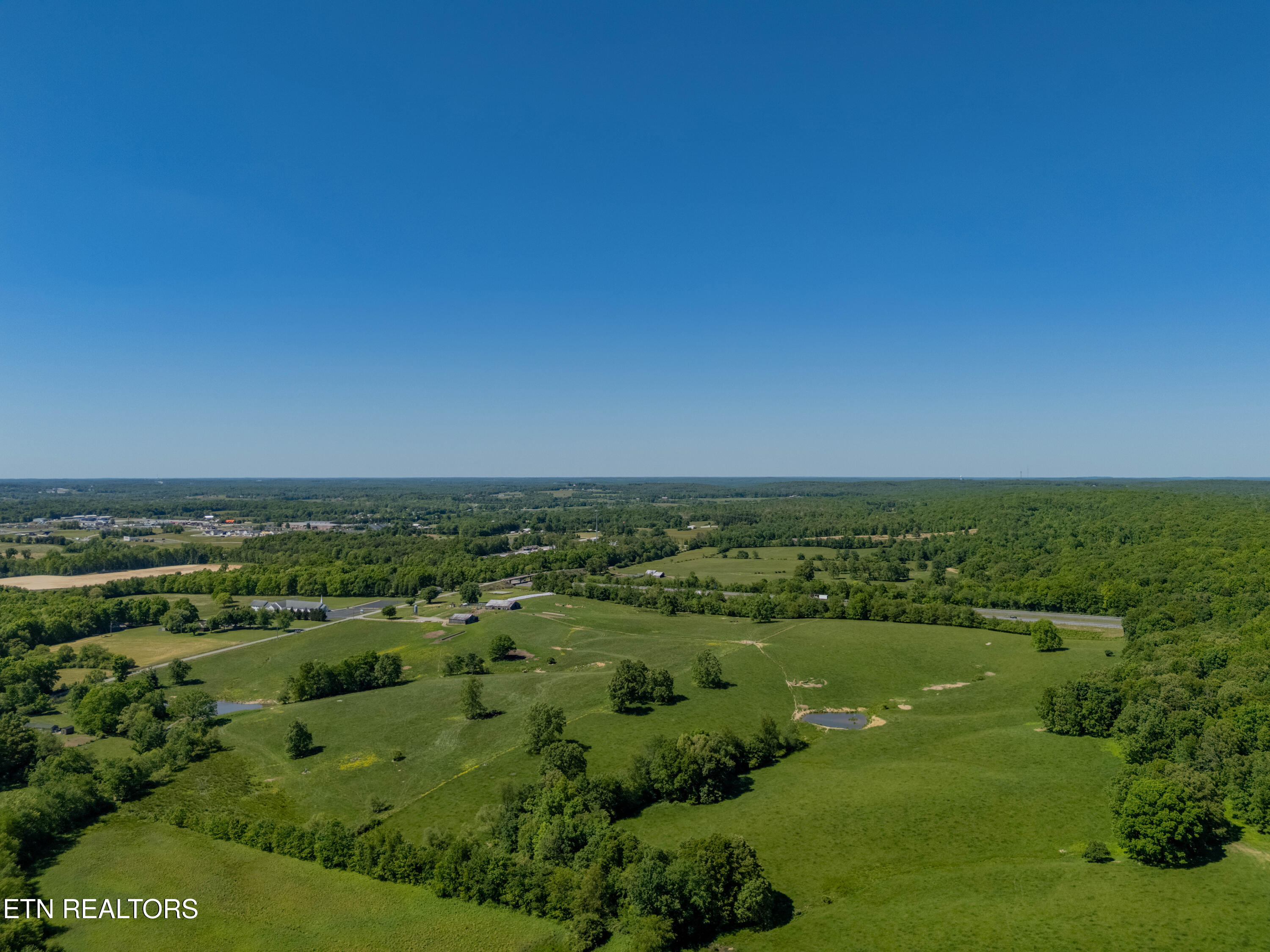 379 Hilltop Drive Crossville TN 38555