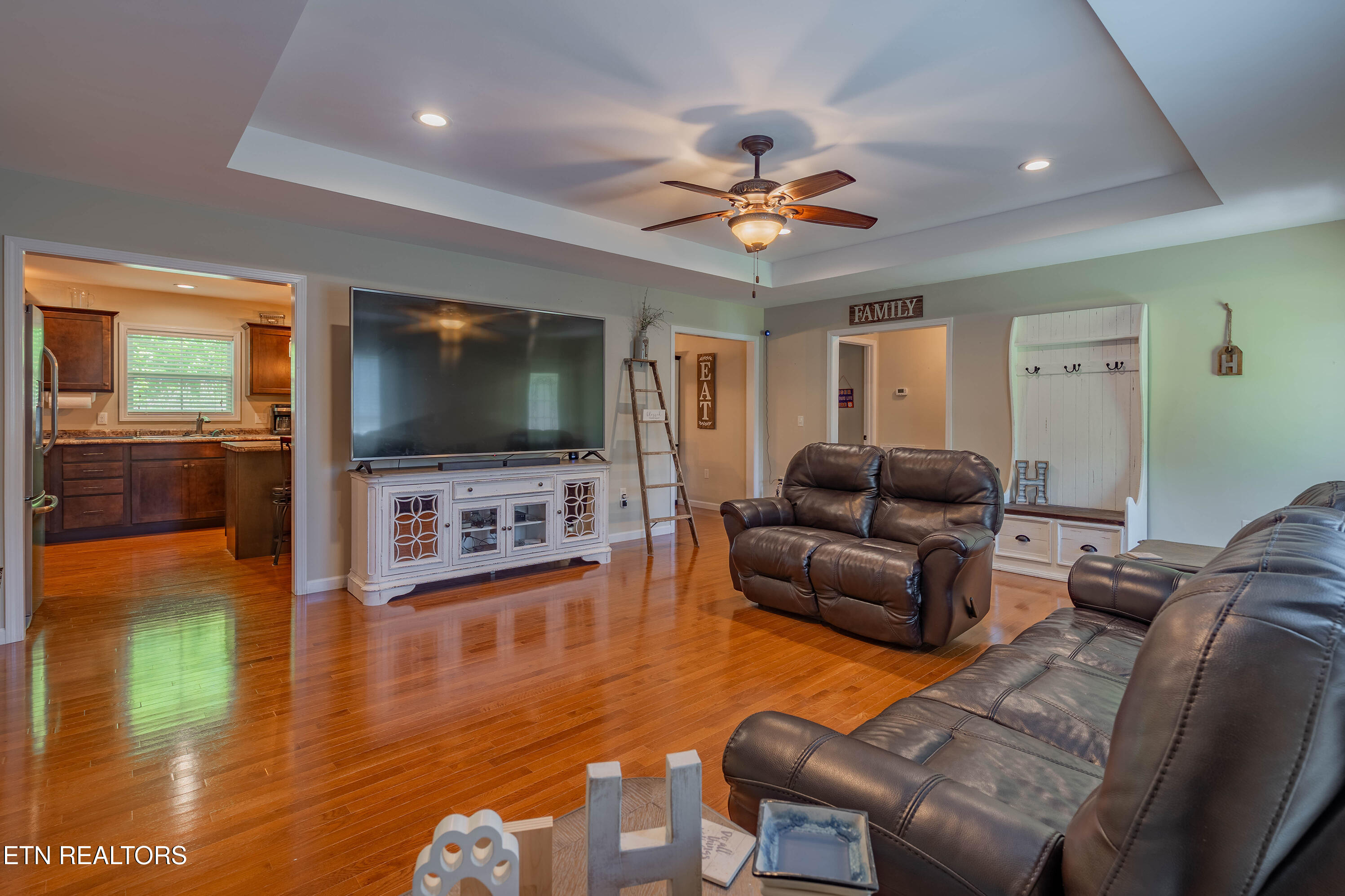 379 Hilltop Drive Crossville TN 38555