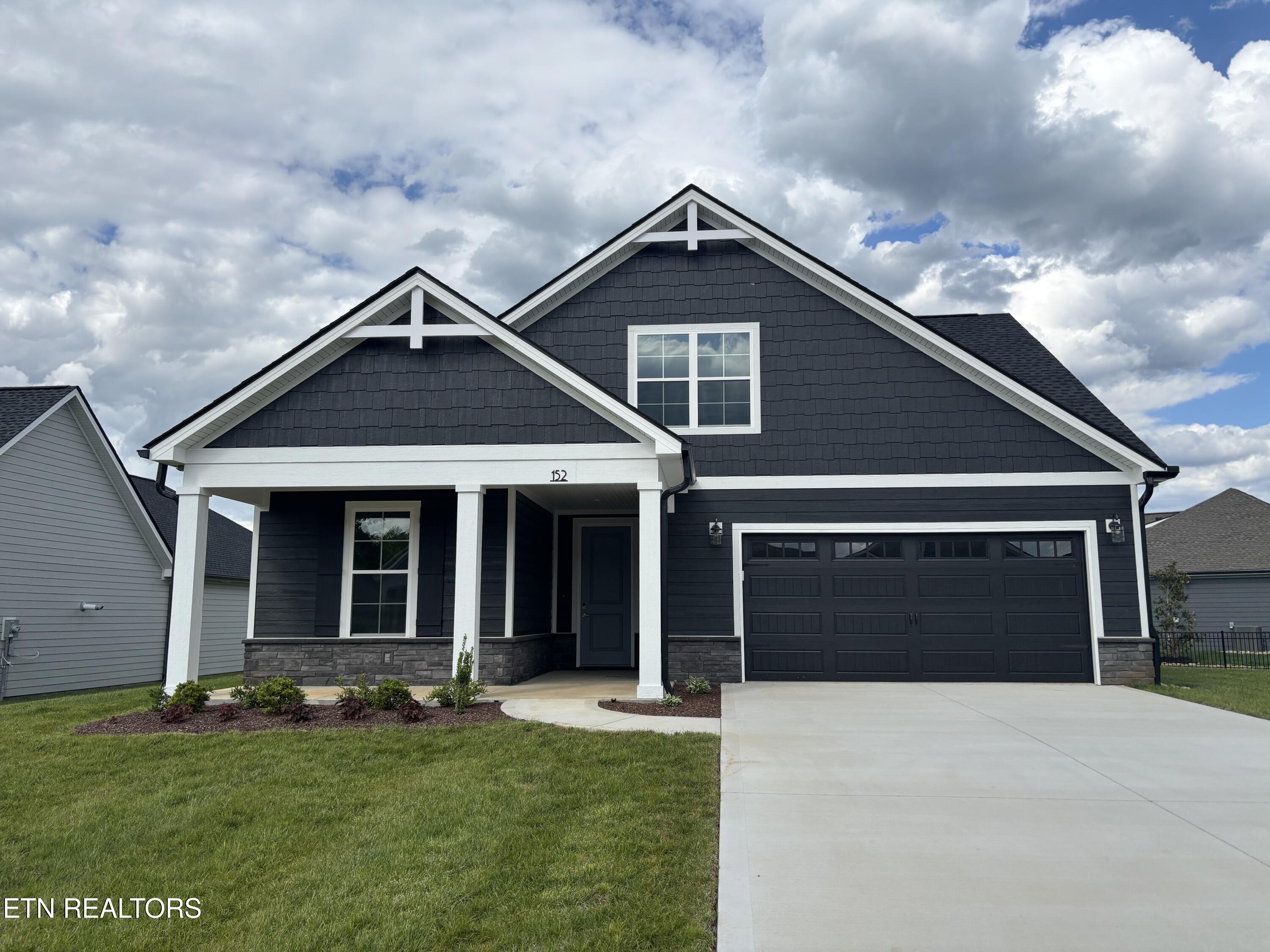 152 Honeysuckle Drive Lenoir City TN 37771