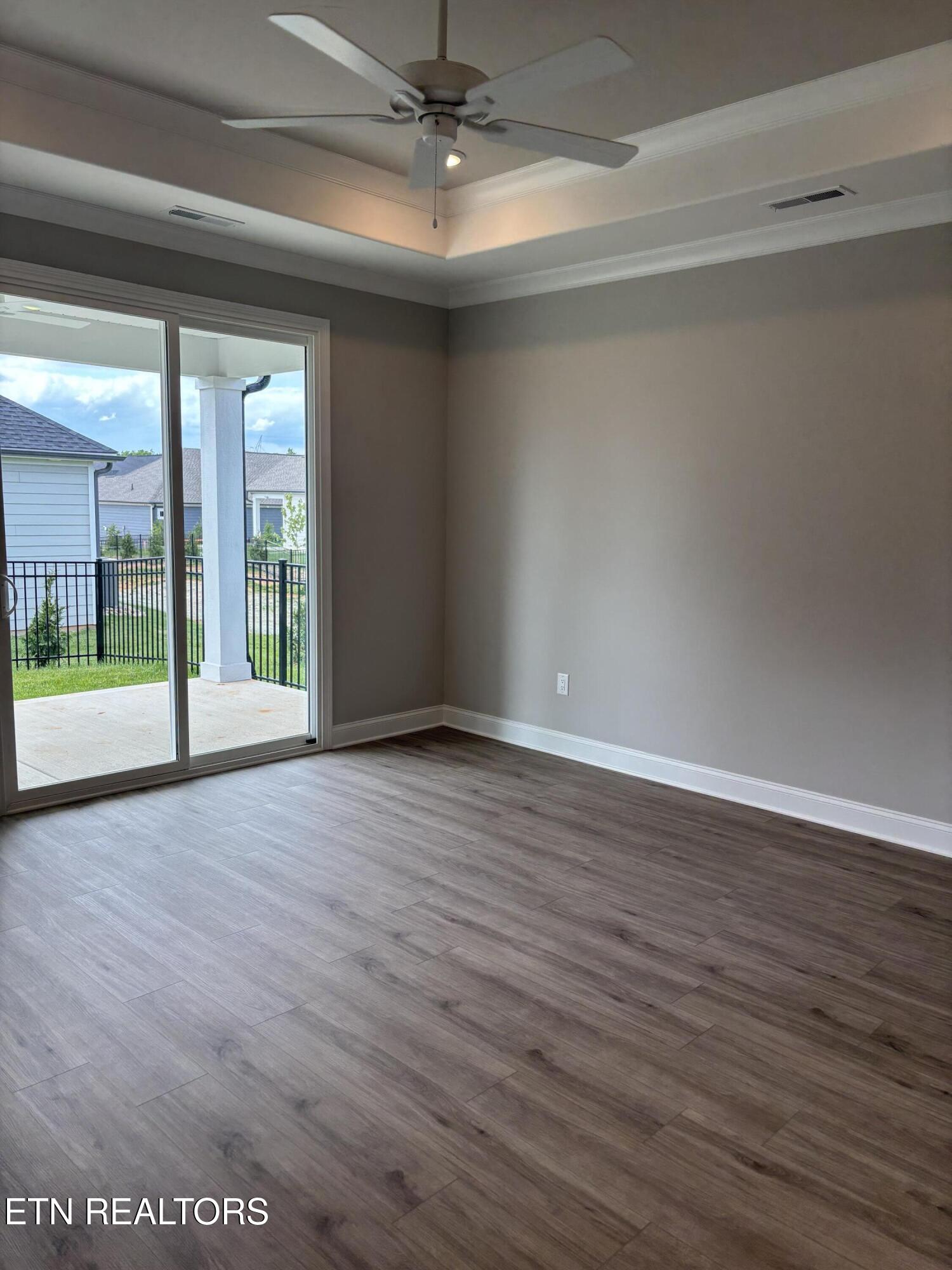 152 Honeysuckle Drive Lenoir City TN 37771
