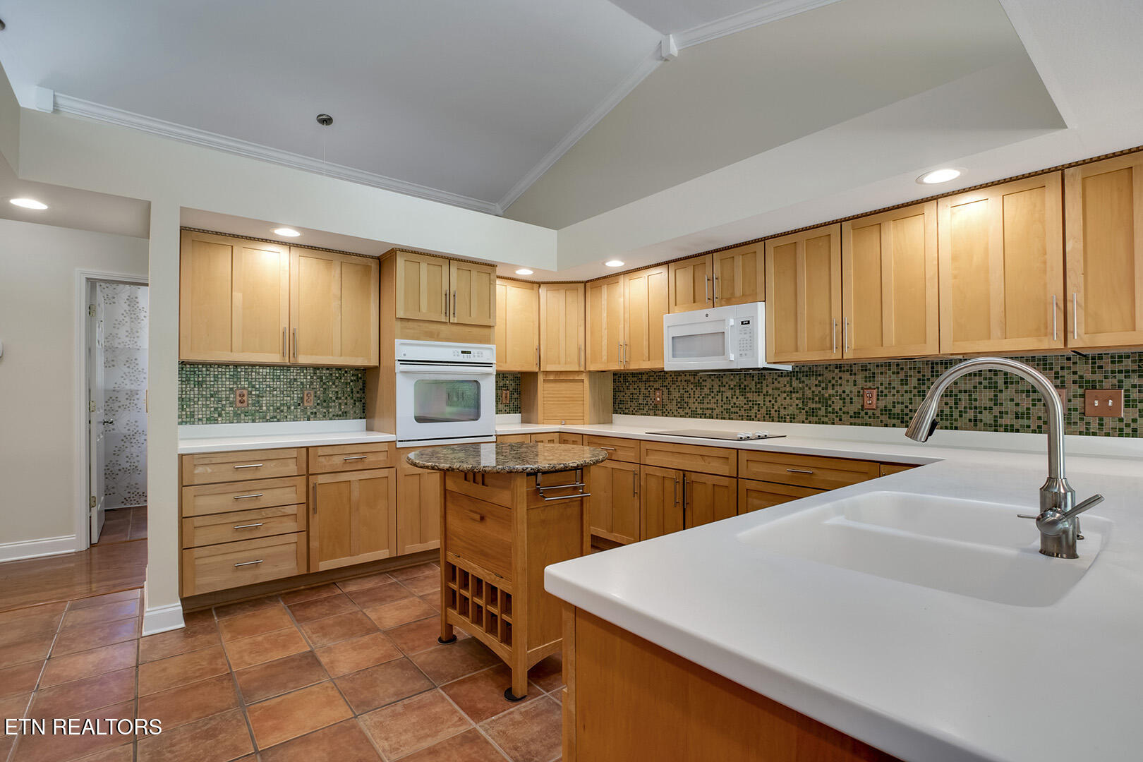 123 Walosi Way Loudon TN 37774
