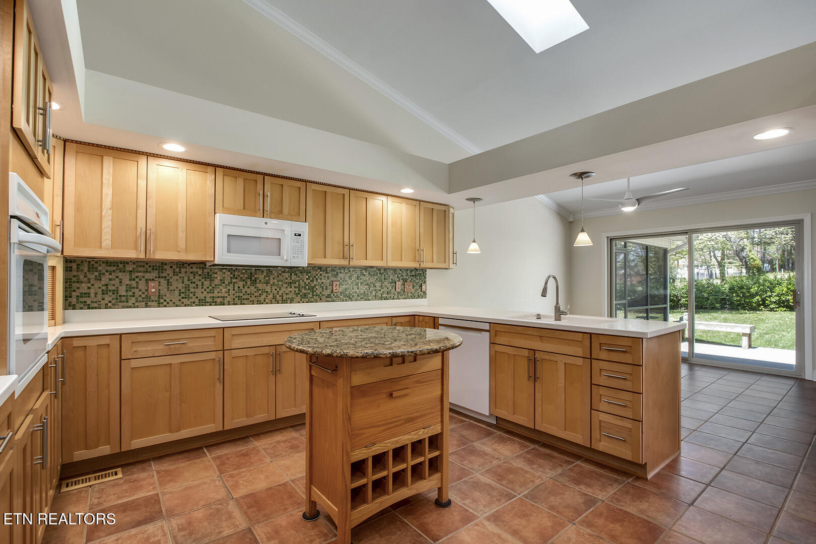 123 Walosi Way Loudon TN 37774