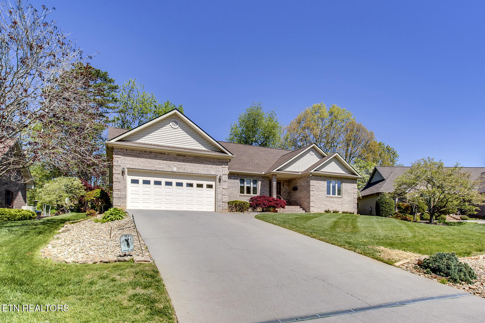 123 Walosi Way Loudon TN 37774