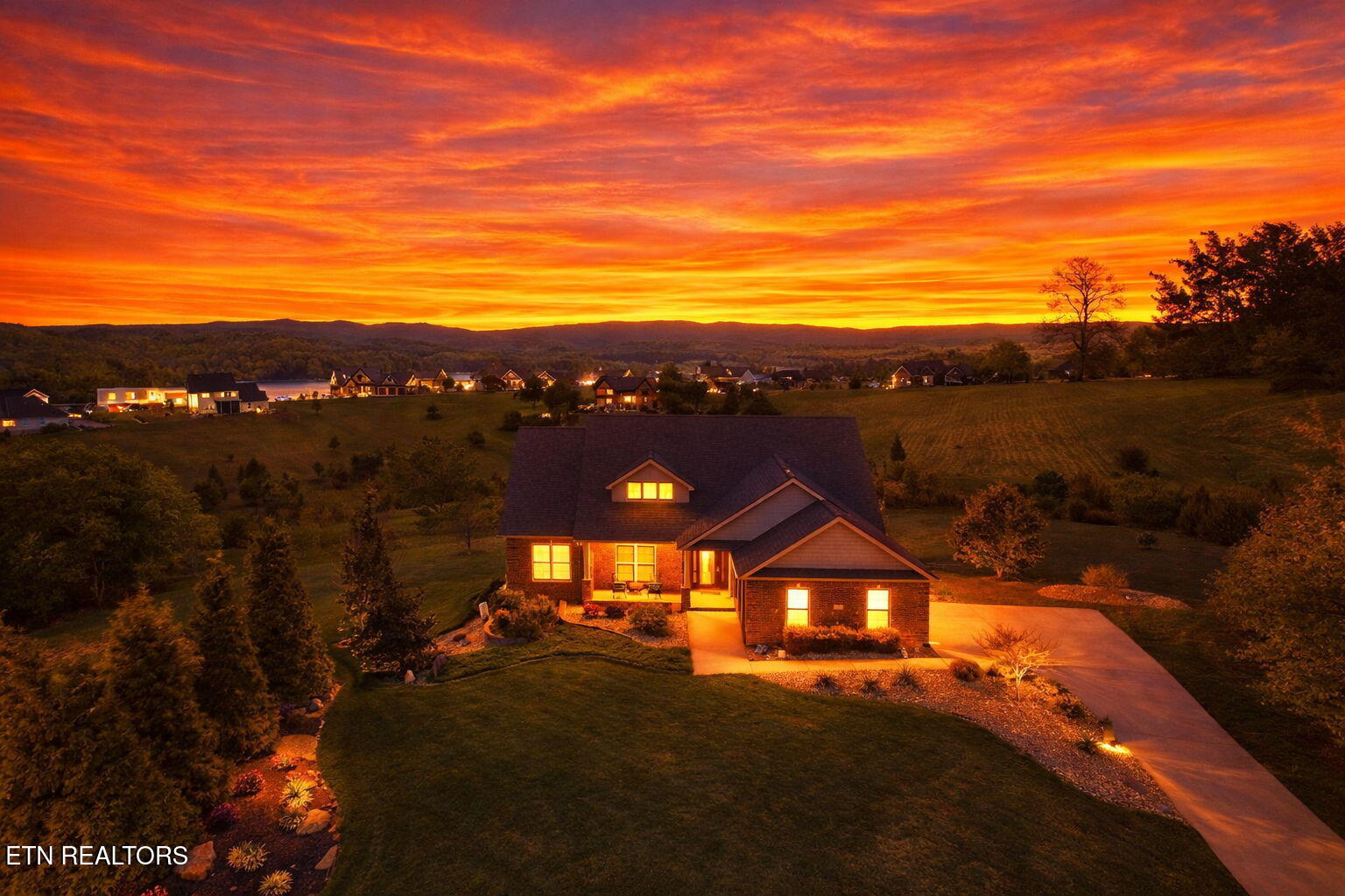 112 Roaming Fawn Drive Rockwood TN 37854