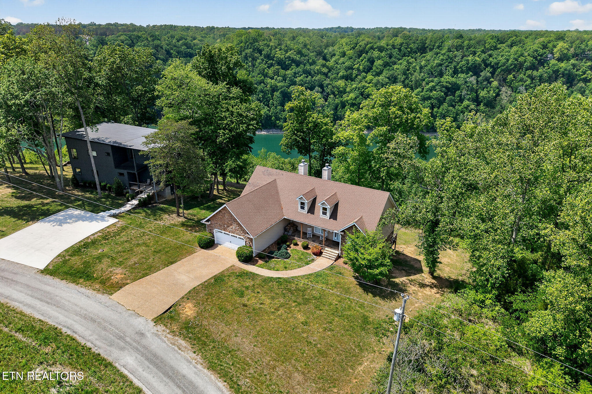 1175 W Hutchins Bend Road Sparta TN 38583