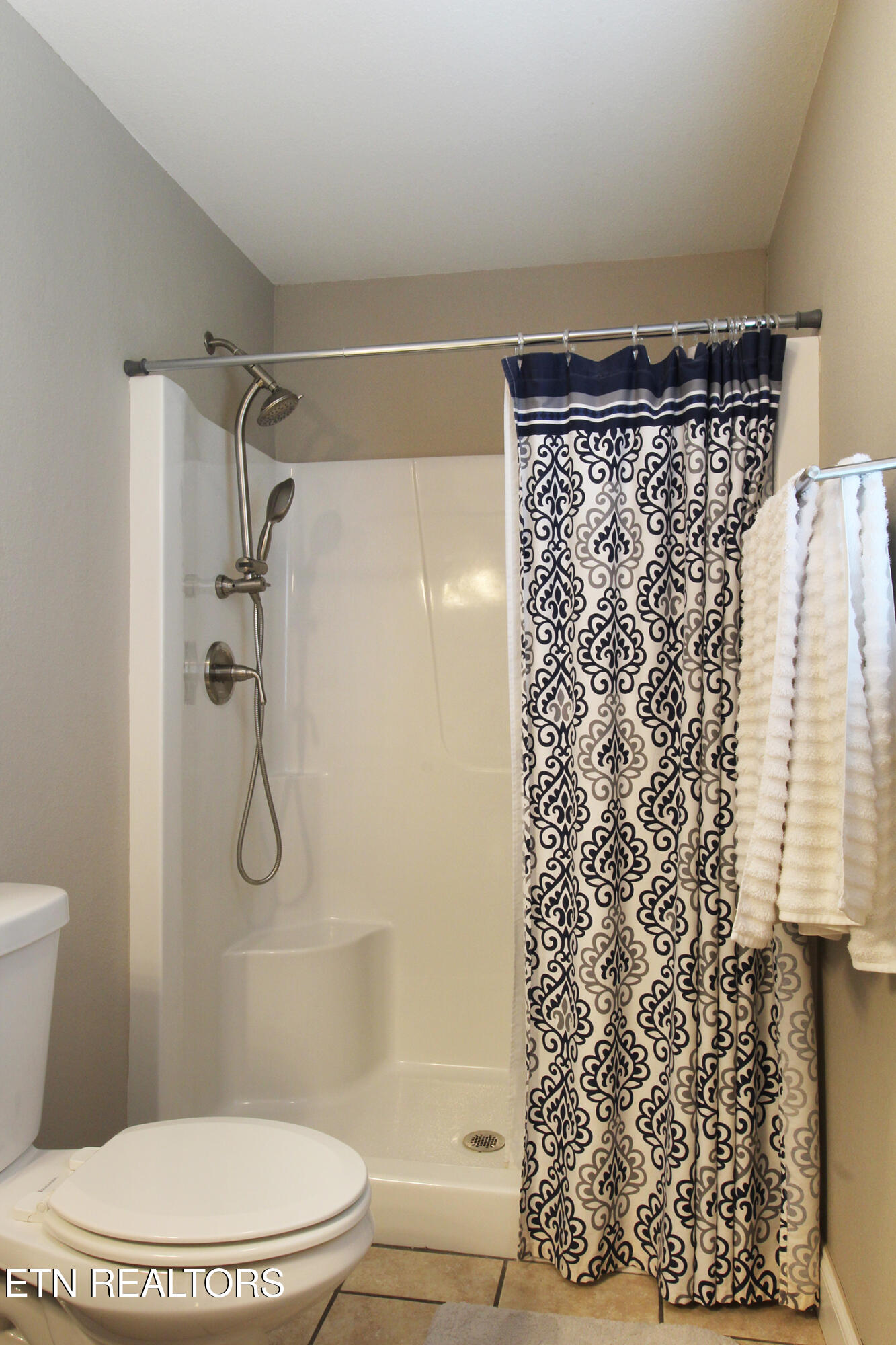 2122 Murphys Chapel Drive Sevierville TN 37876