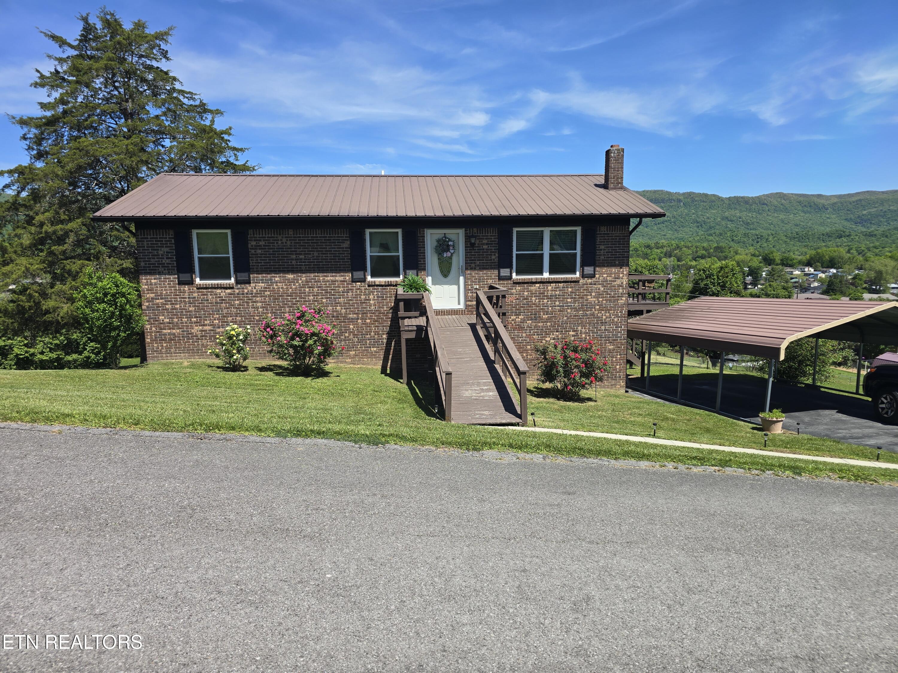 312 Cumberland Drive Harrogate TN 37752