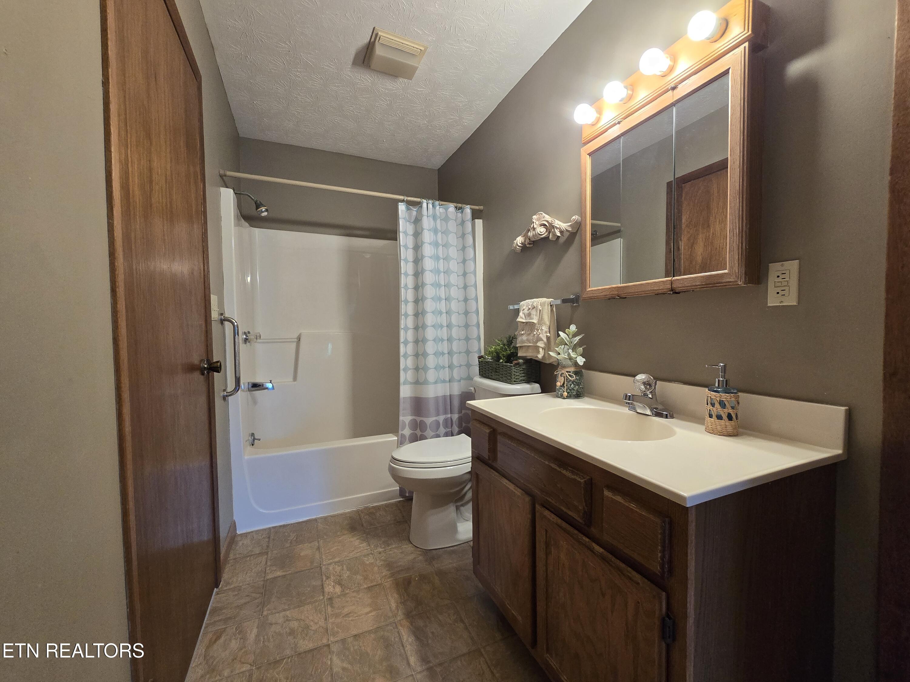 312 Cumberland Drive Harrogate TN 37752