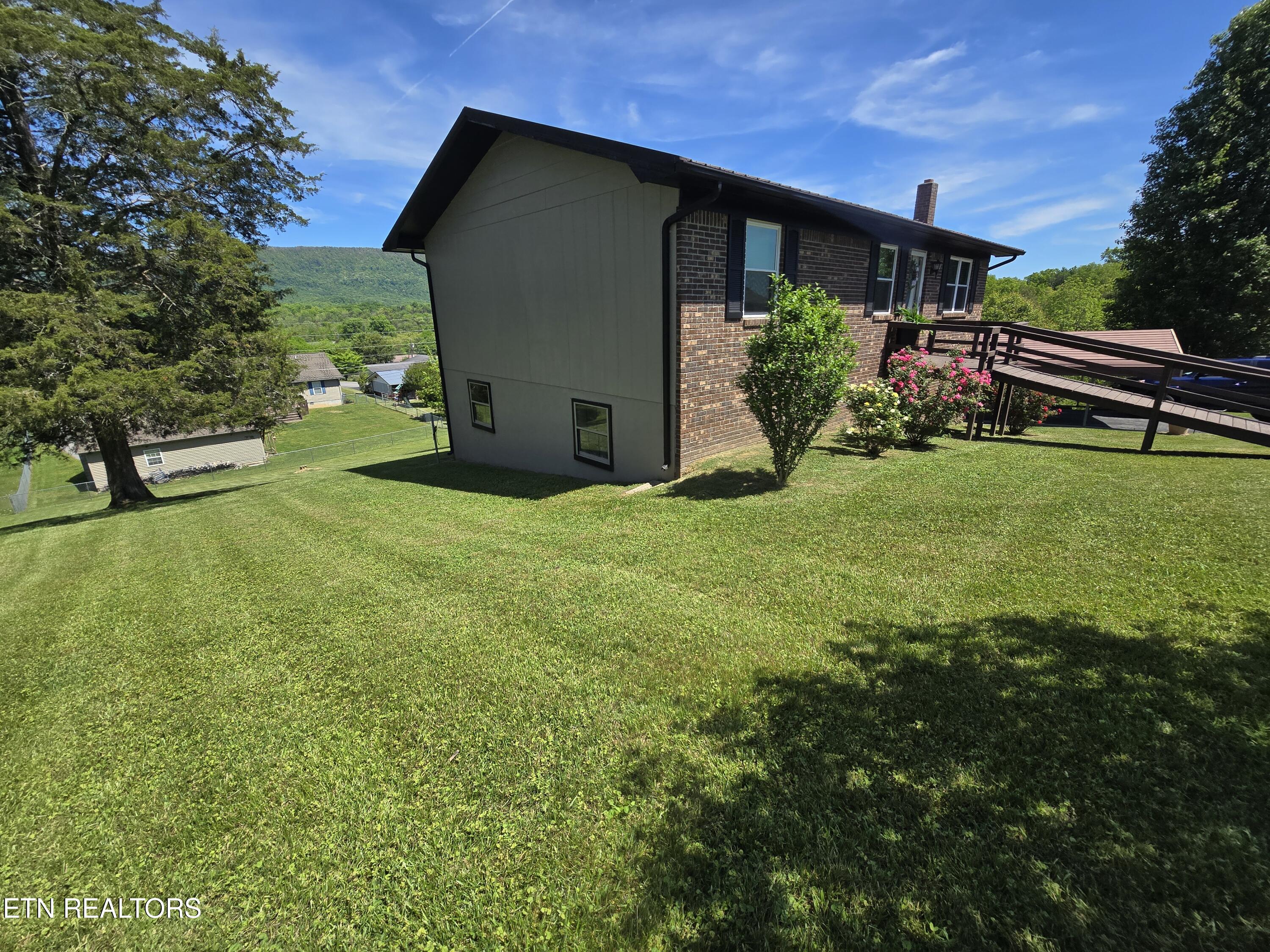 312 Cumberland Drive Harrogate TN 37752
