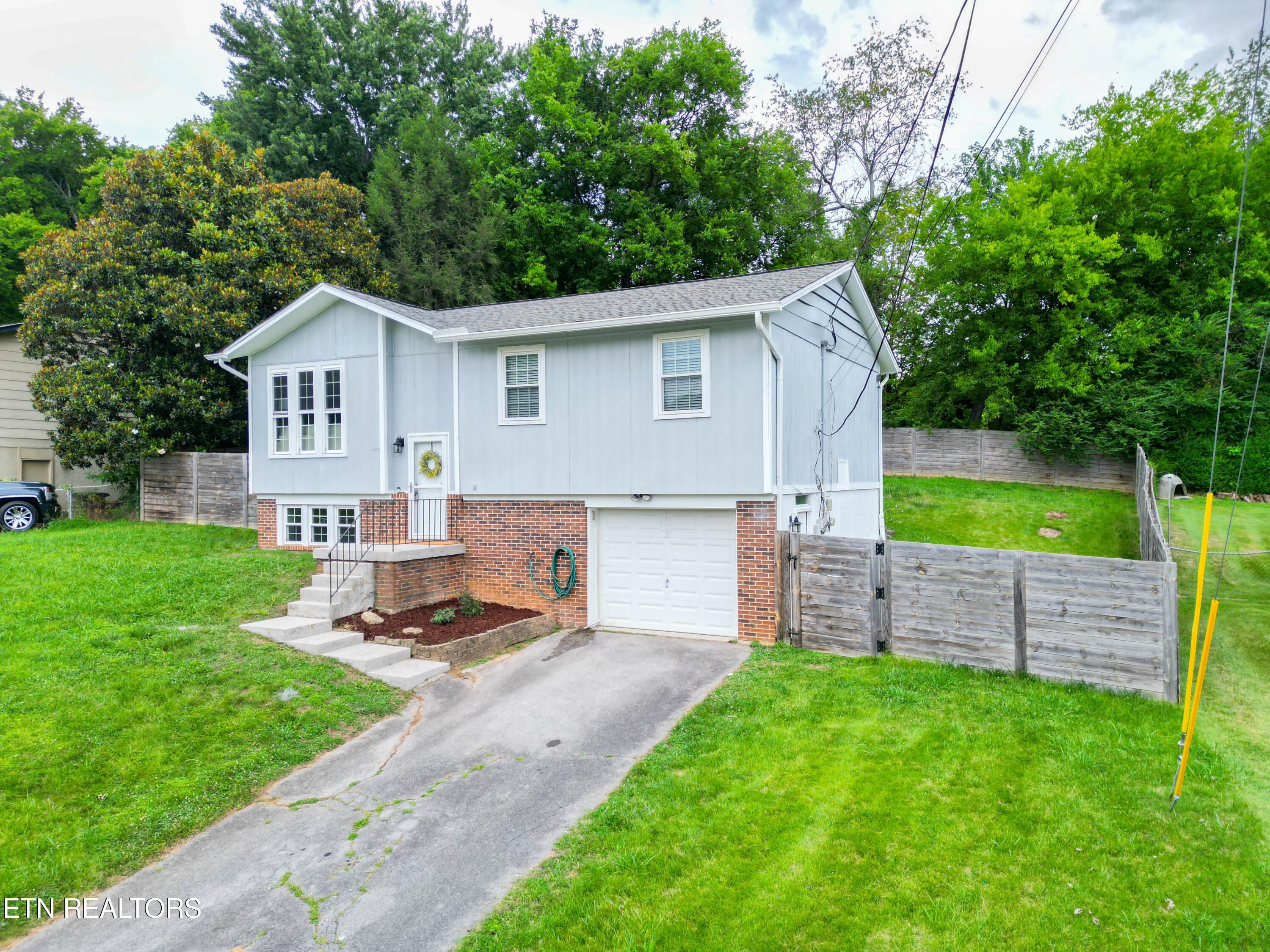 6105 Travis Drive Knoxville TN 37921
