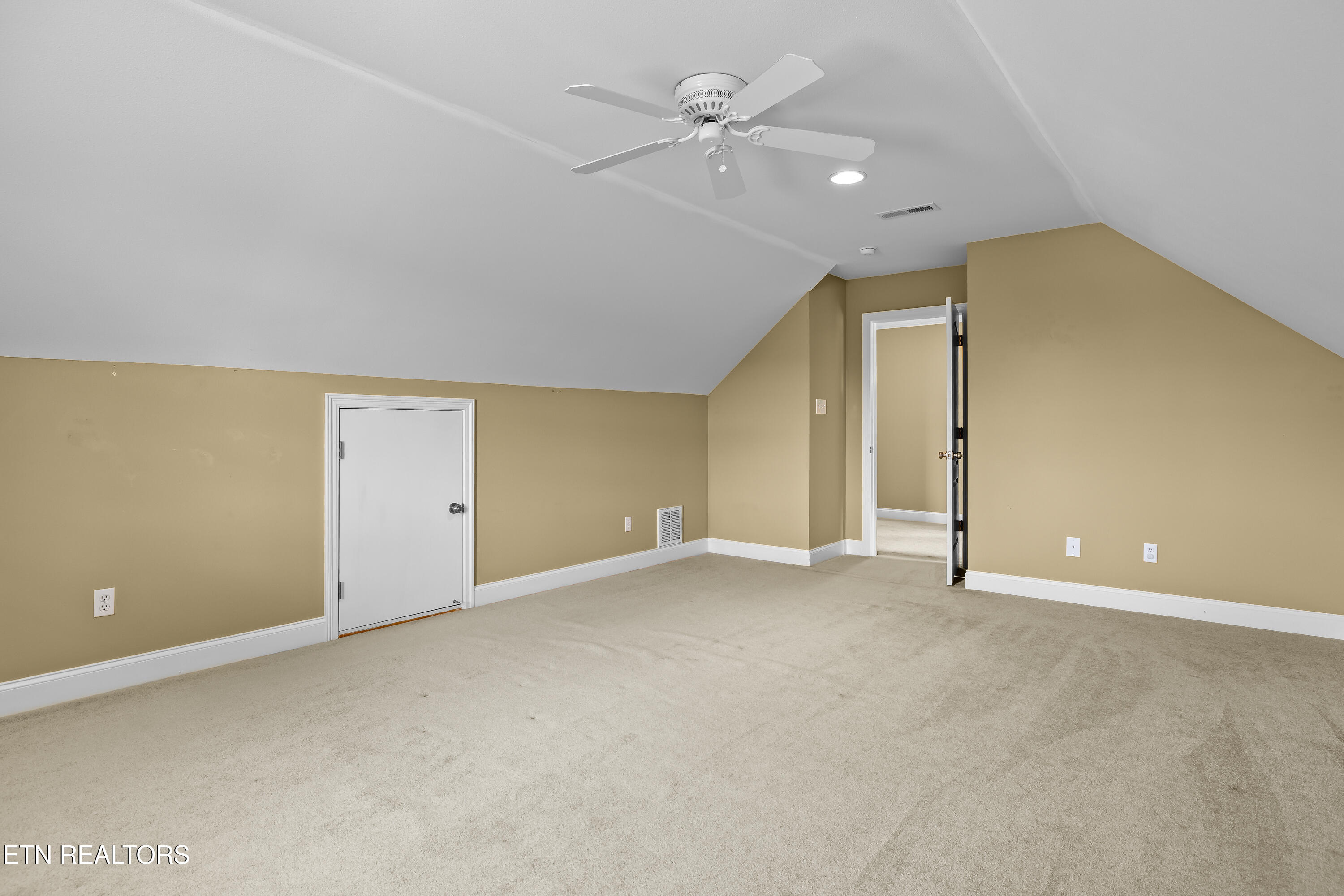 3205 Whittenburg Drive Maryville TN 37804