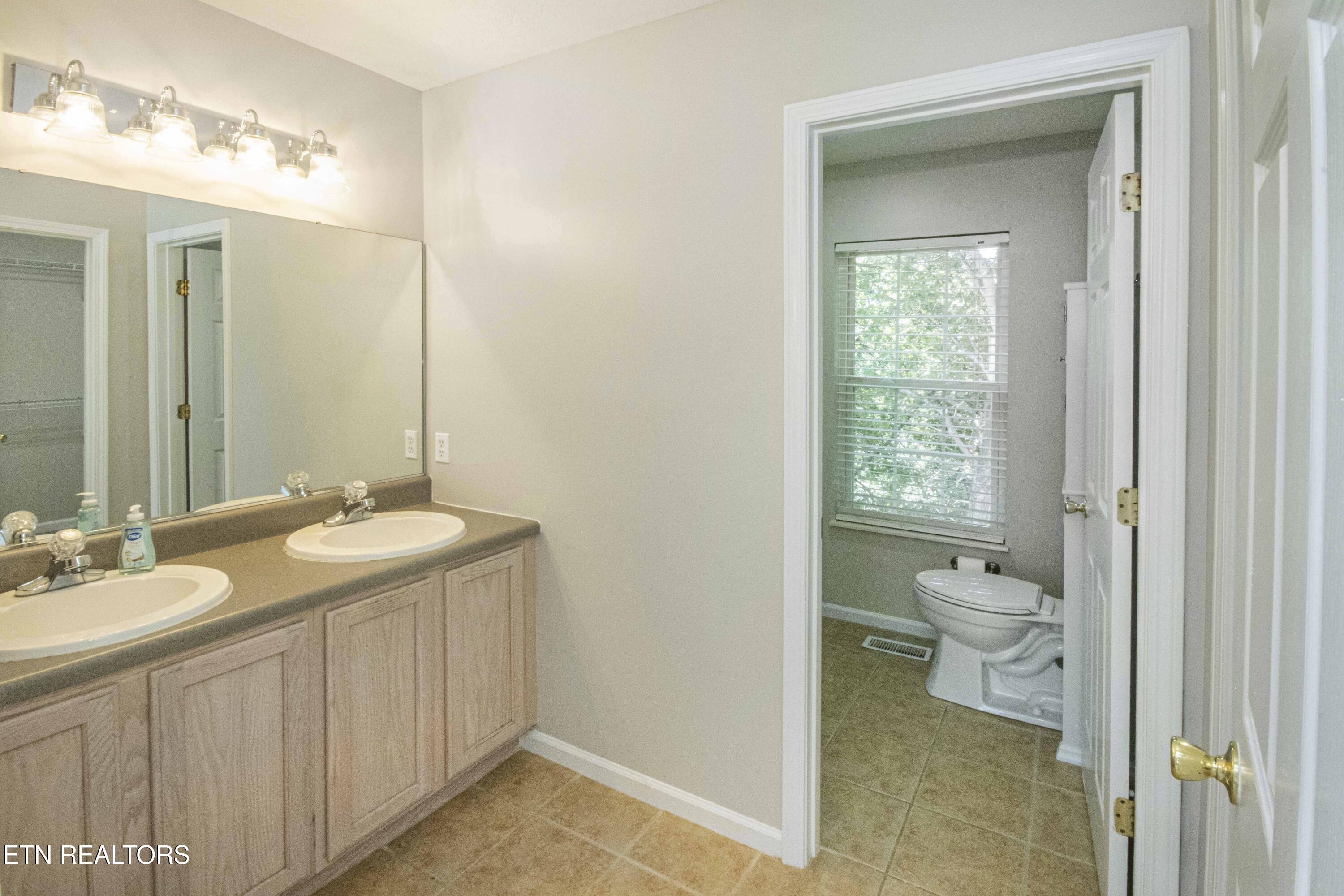 10934 Topview Lane Knoxville TN 37934