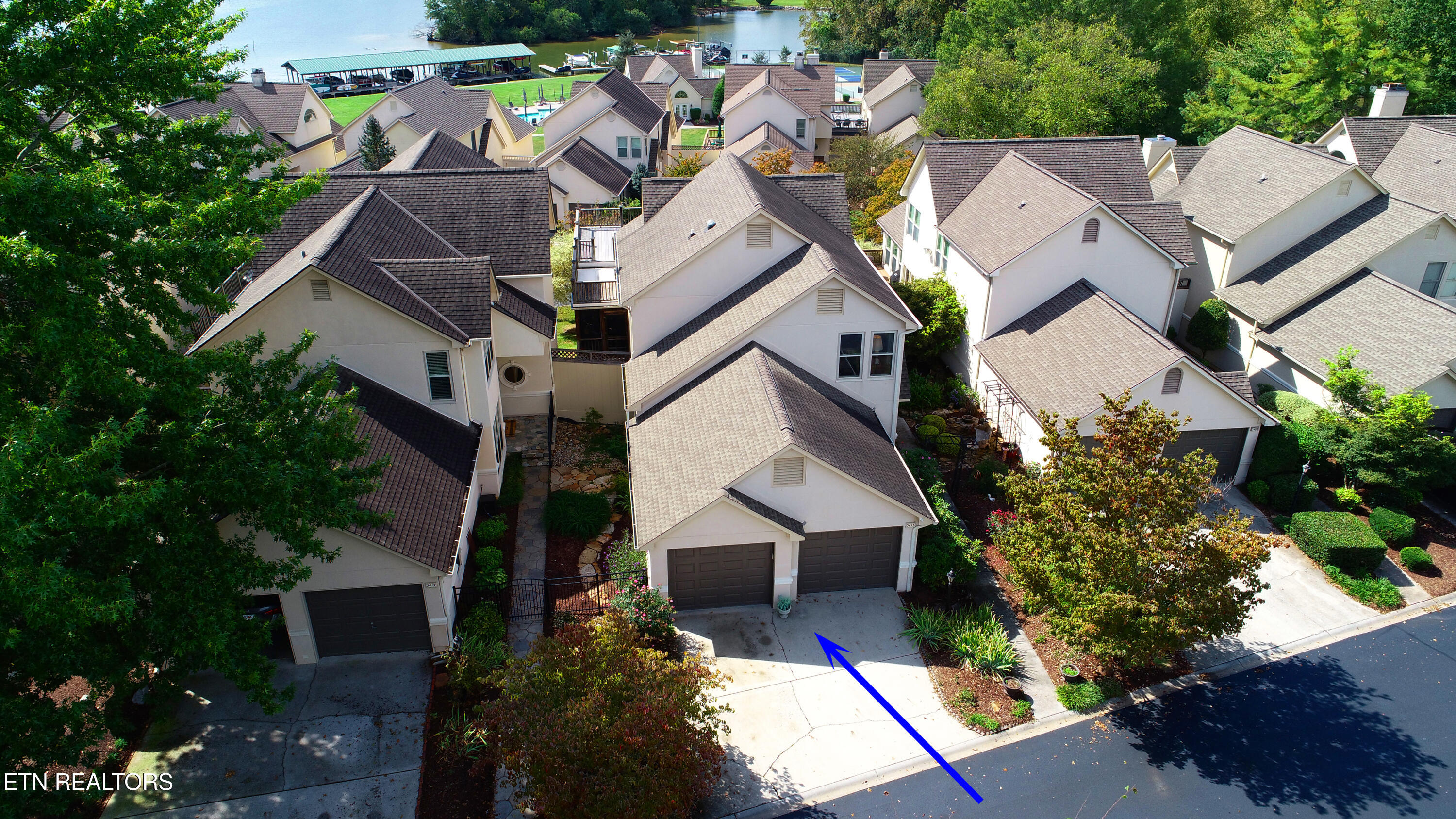 3413 Commodore Point Knoxville TN 37922