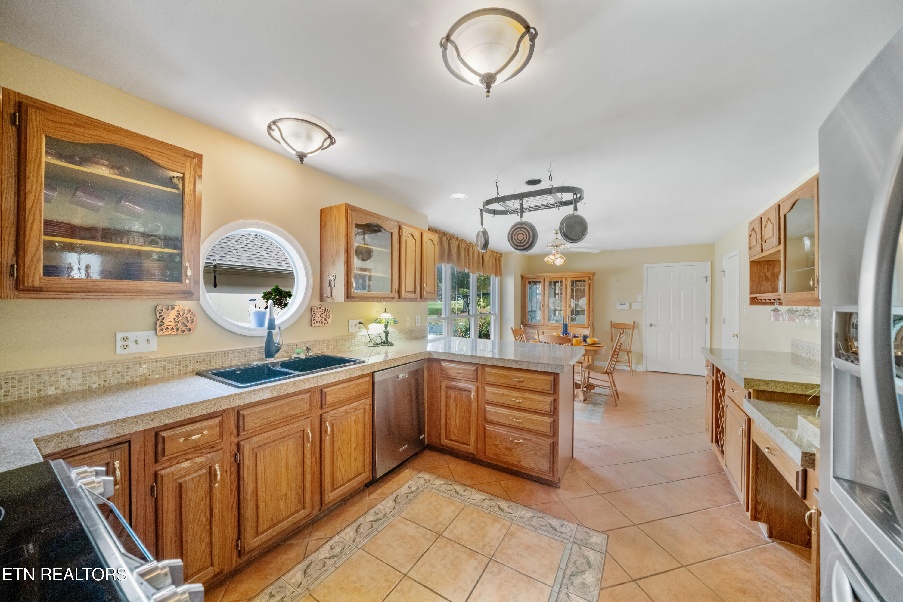 3413 Commodore Point Knoxville TN 37922