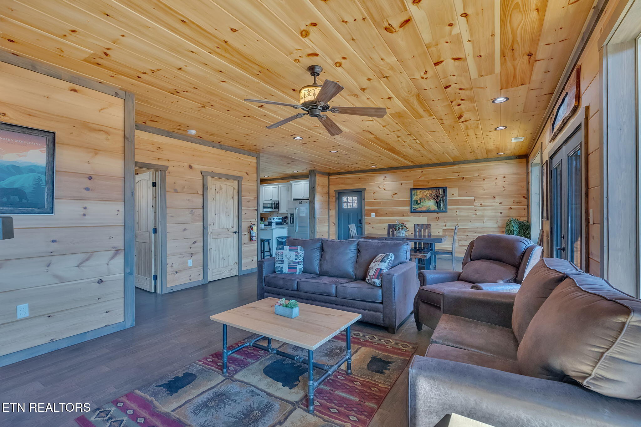4541 Shangrila Way Sevierville TN 37876