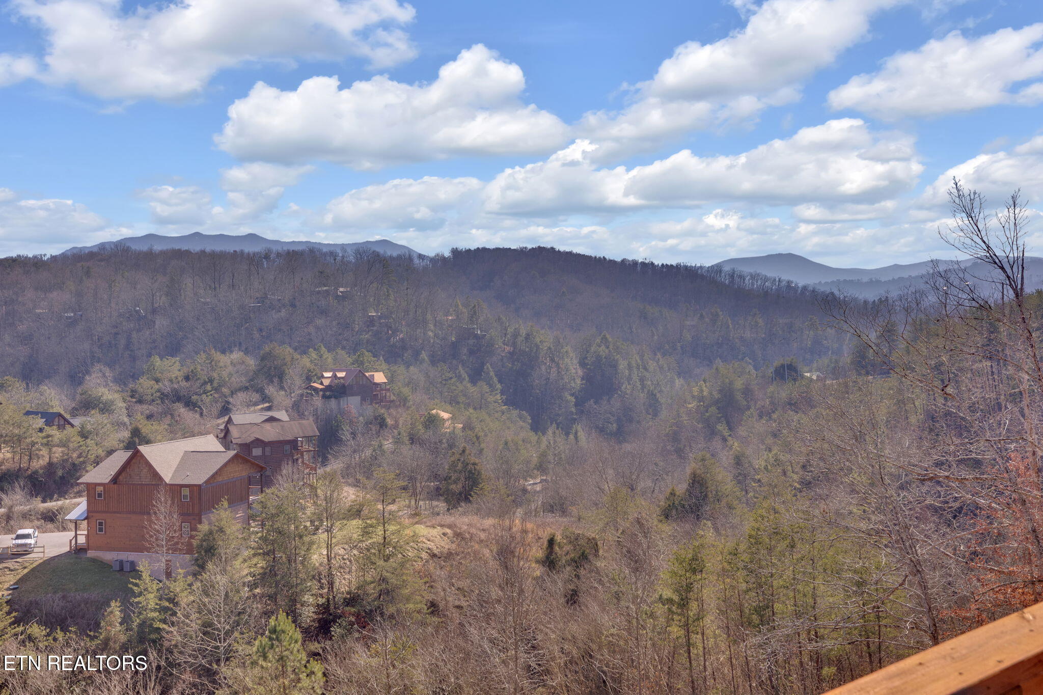 4541 Shangrila Way Sevierville TN 37876
