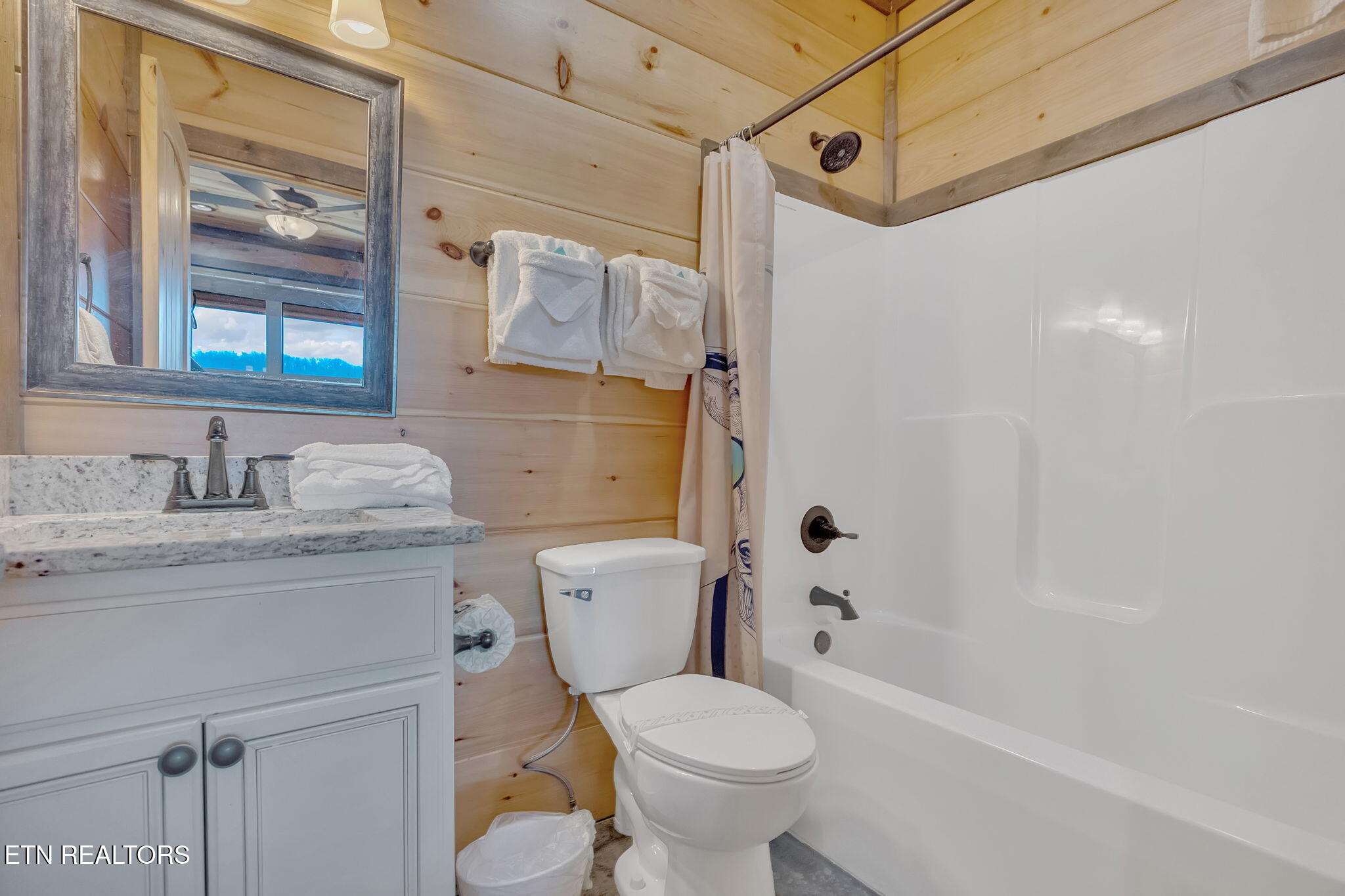 4541 Shangrila Way Sevierville TN 37876