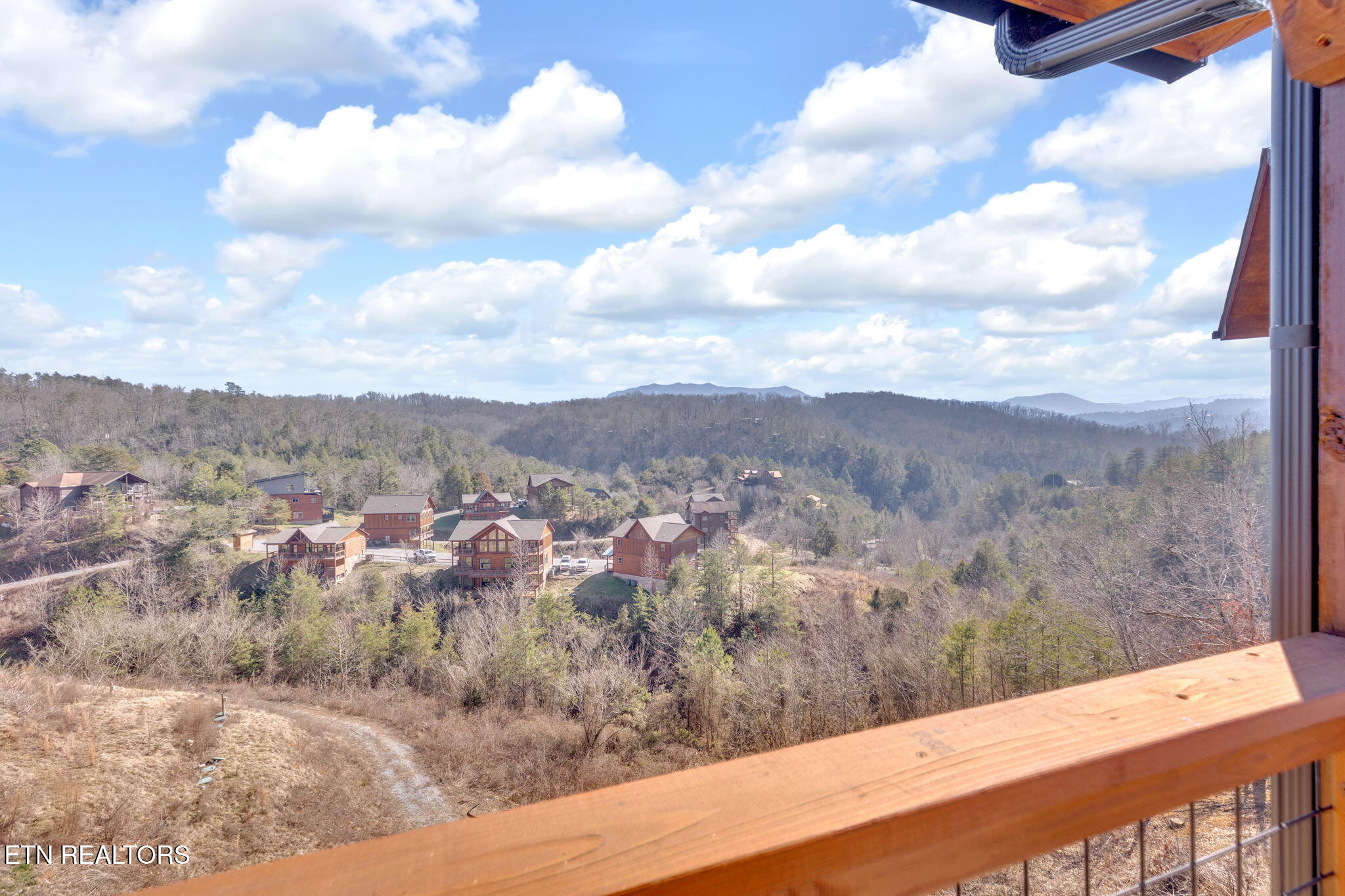 4541 Shangrila Way Sevierville TN 37876