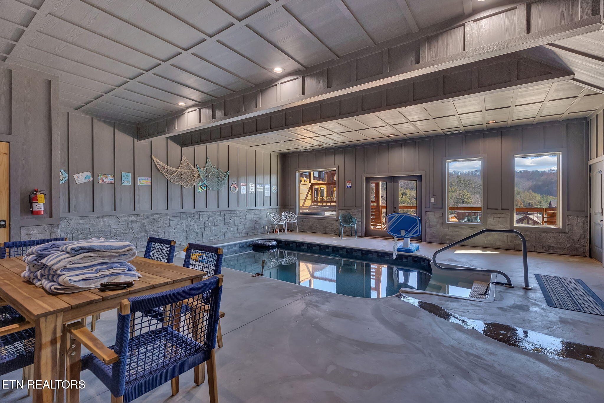 4541 Shangrila Way Sevierville TN 37876