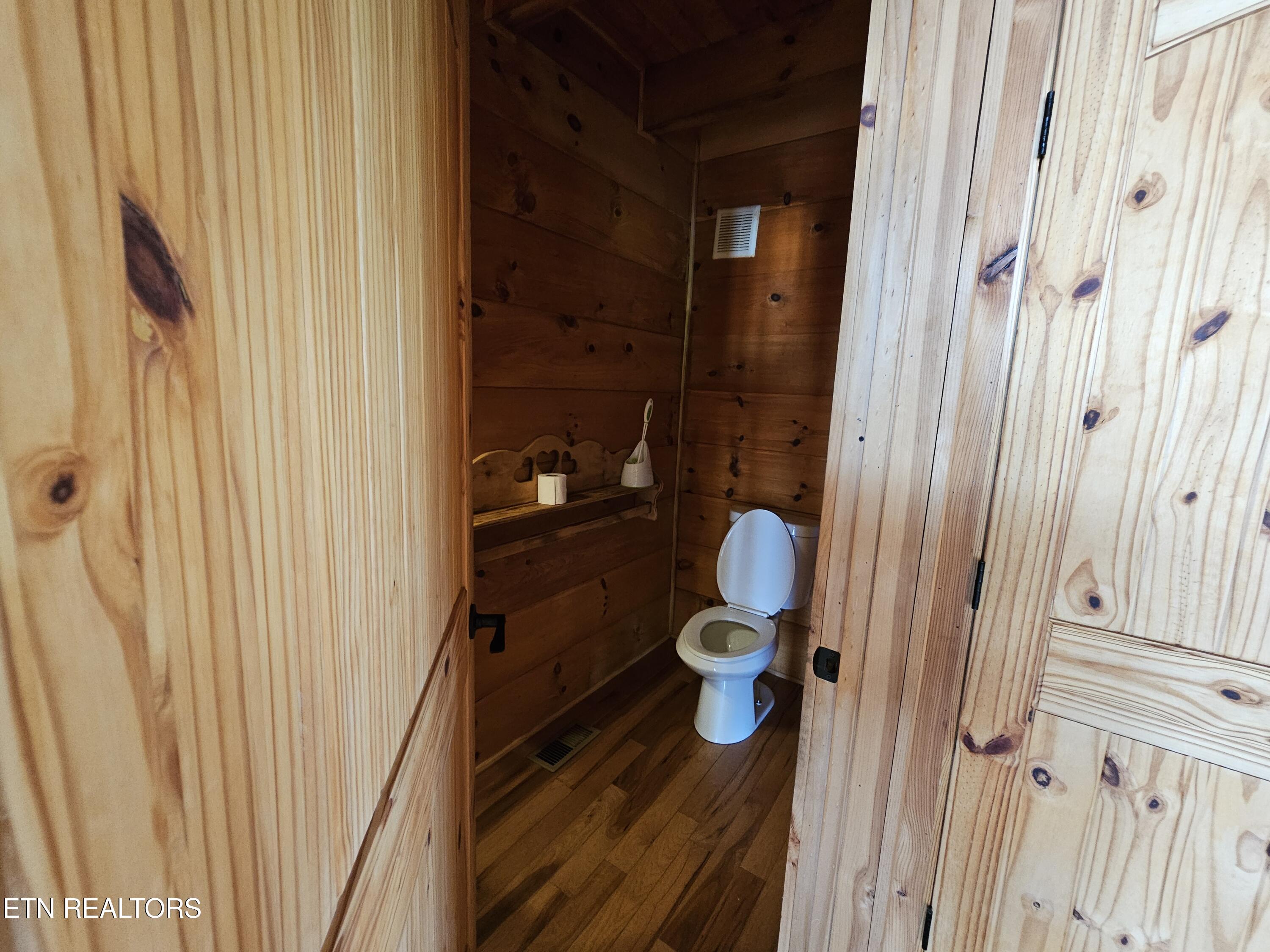 296 Mcclellen Road Madisonville TN 37354