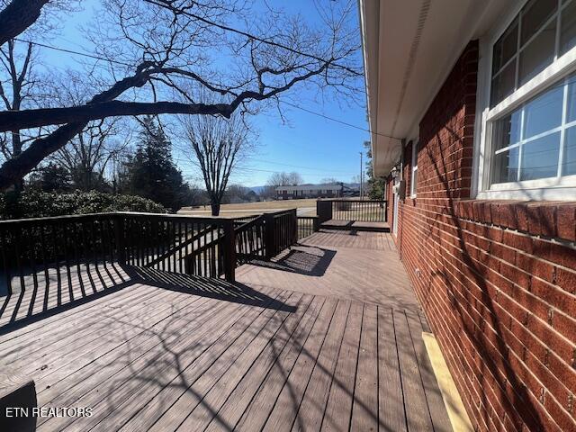 205 Hickory Lane Jacksboro TN 37757