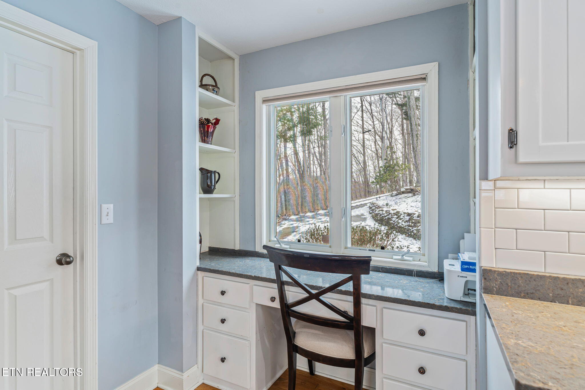 1368 N Shorewood Lane Caryville TN 37714