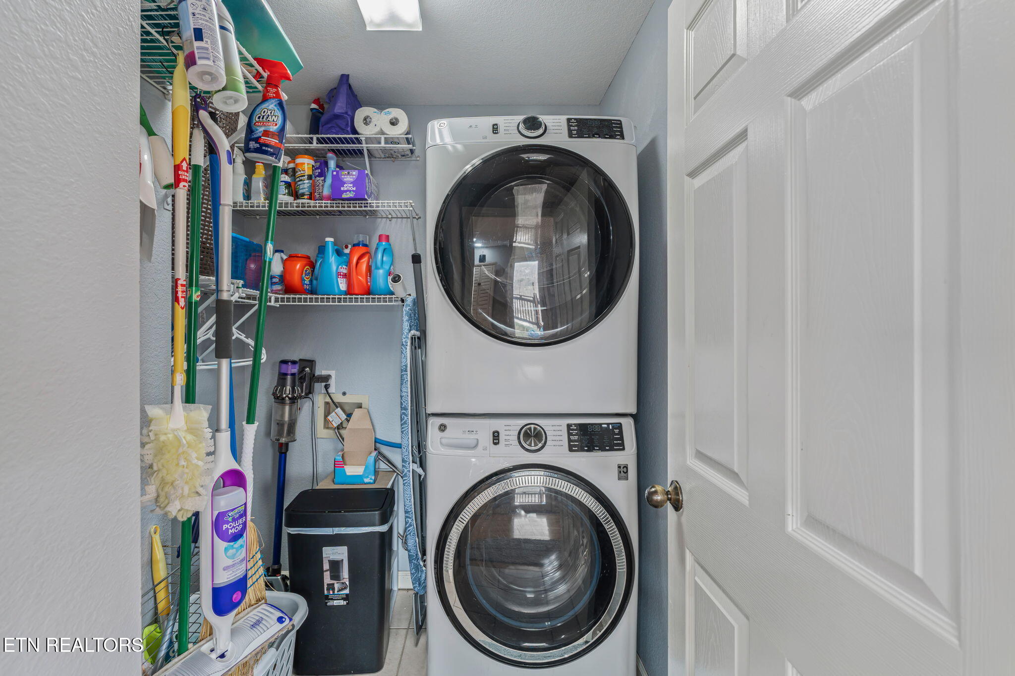 1368 N Shorewood Lane Caryville TN 37714