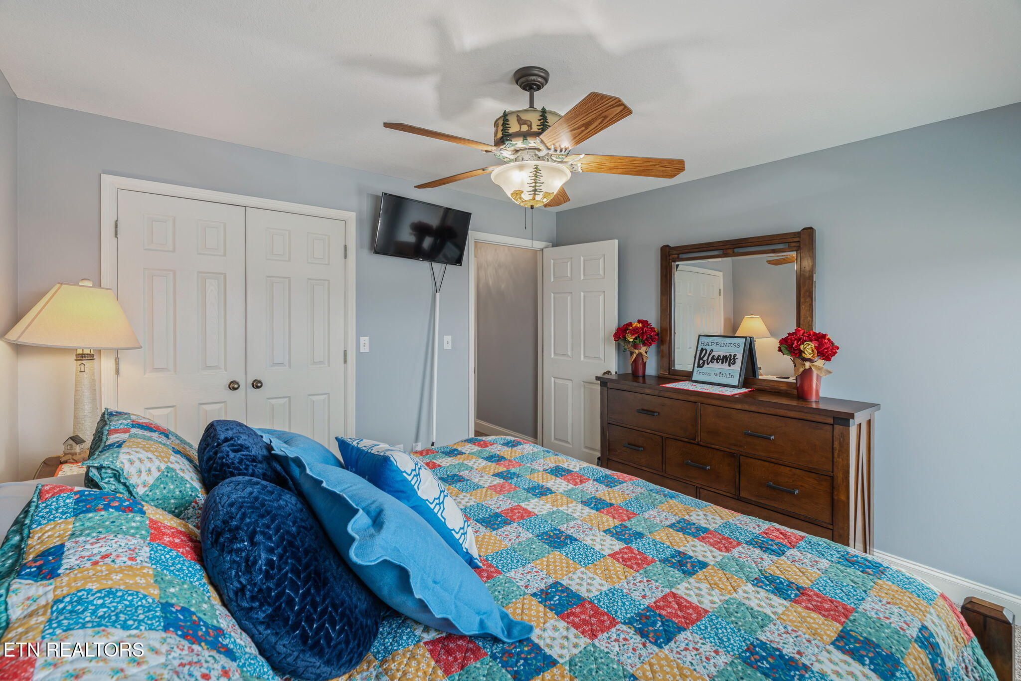 1368 N Shorewood Lane Caryville TN 37714