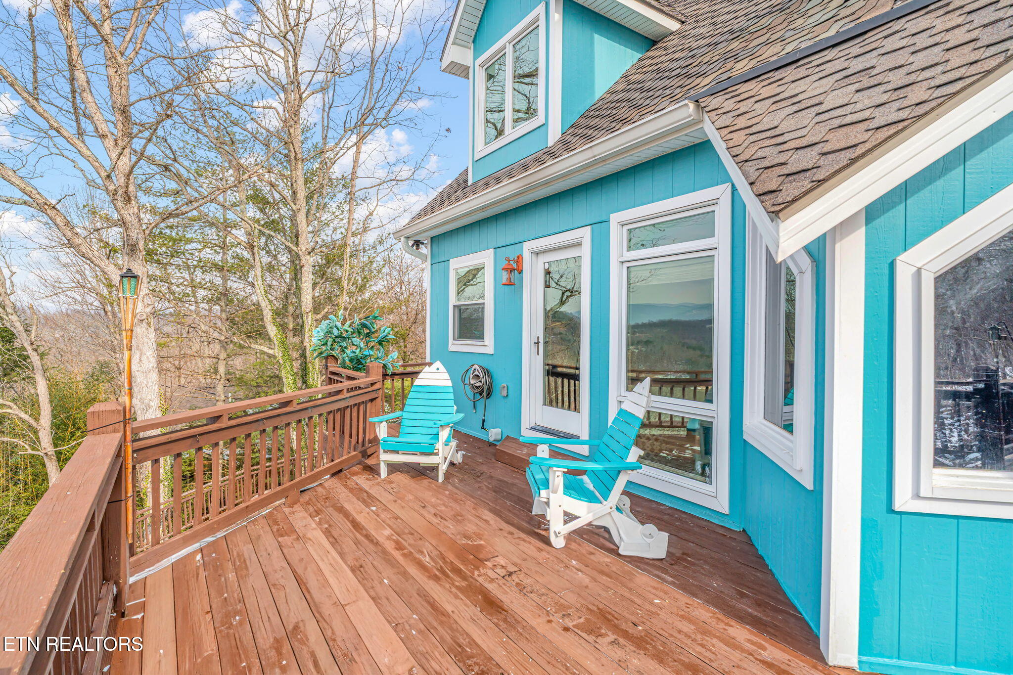 1368 N Shorewood Lane Caryville TN 37714