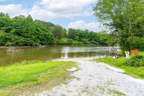 208 Morning Cove Road Kingston TN 37763