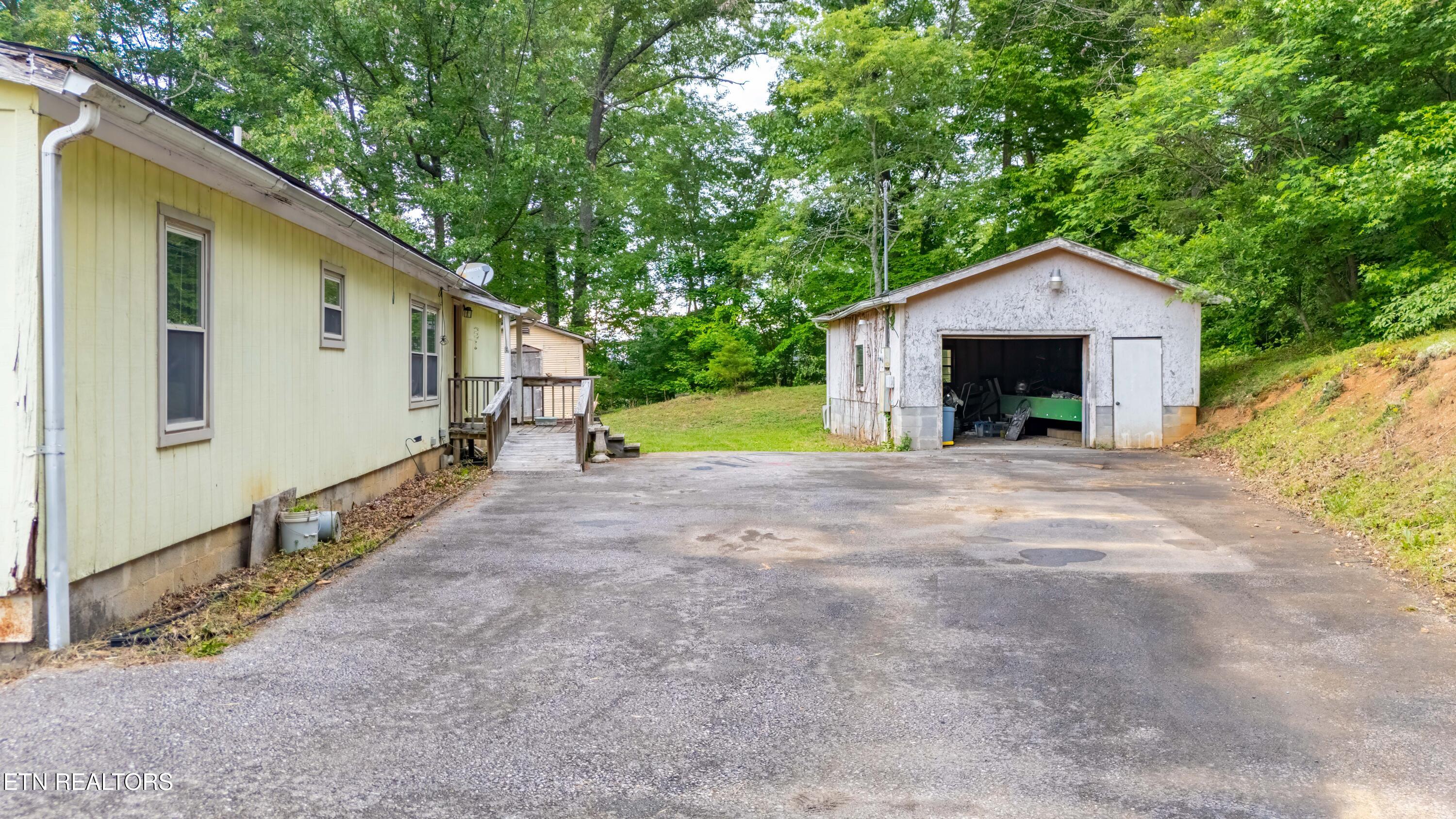 208 Morning Cove Road Kingston TN 37763