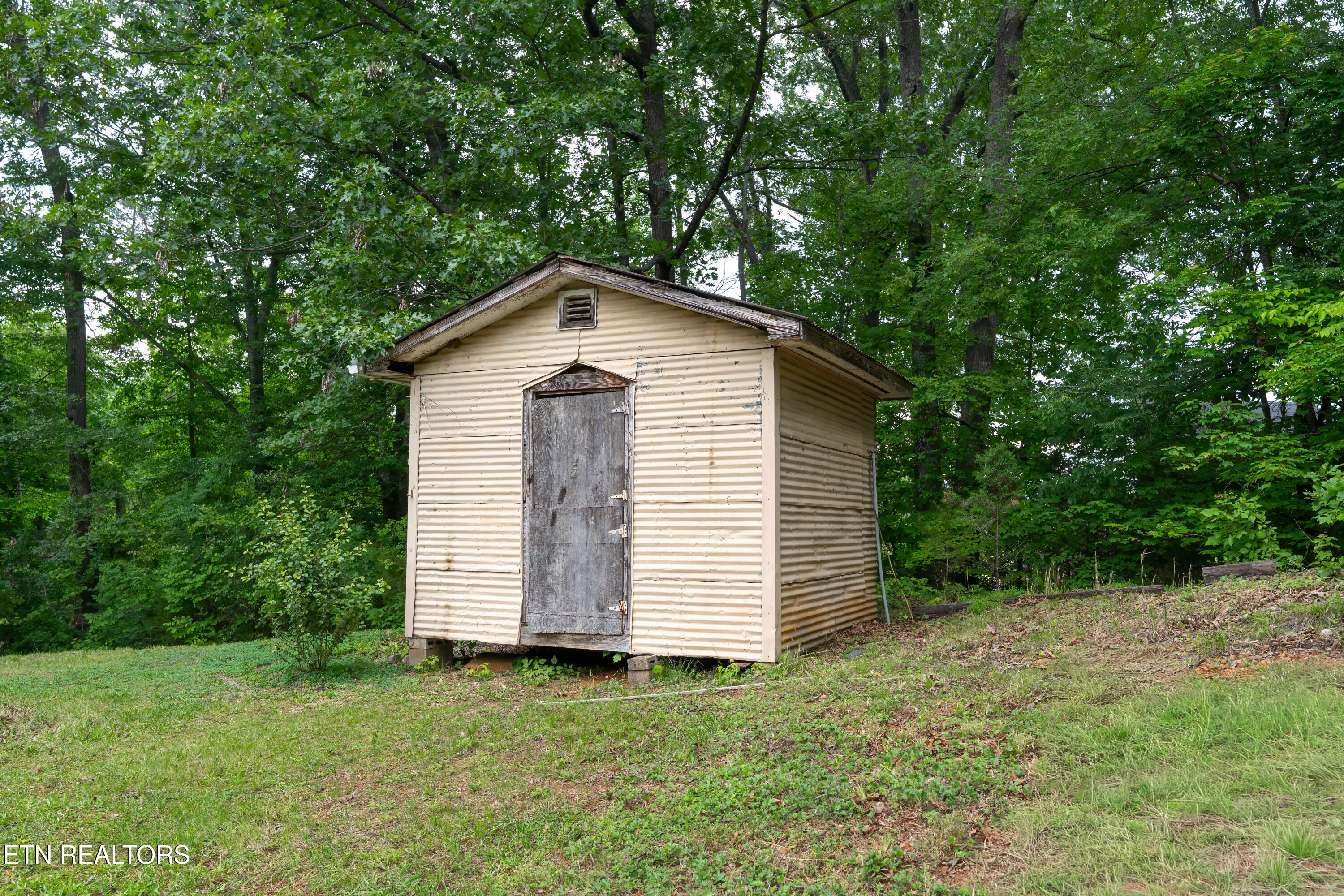 208 Morning Cove Road Kingston TN 37763