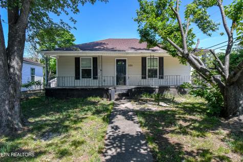 220 Sanderson Street Alcoa TN 37701