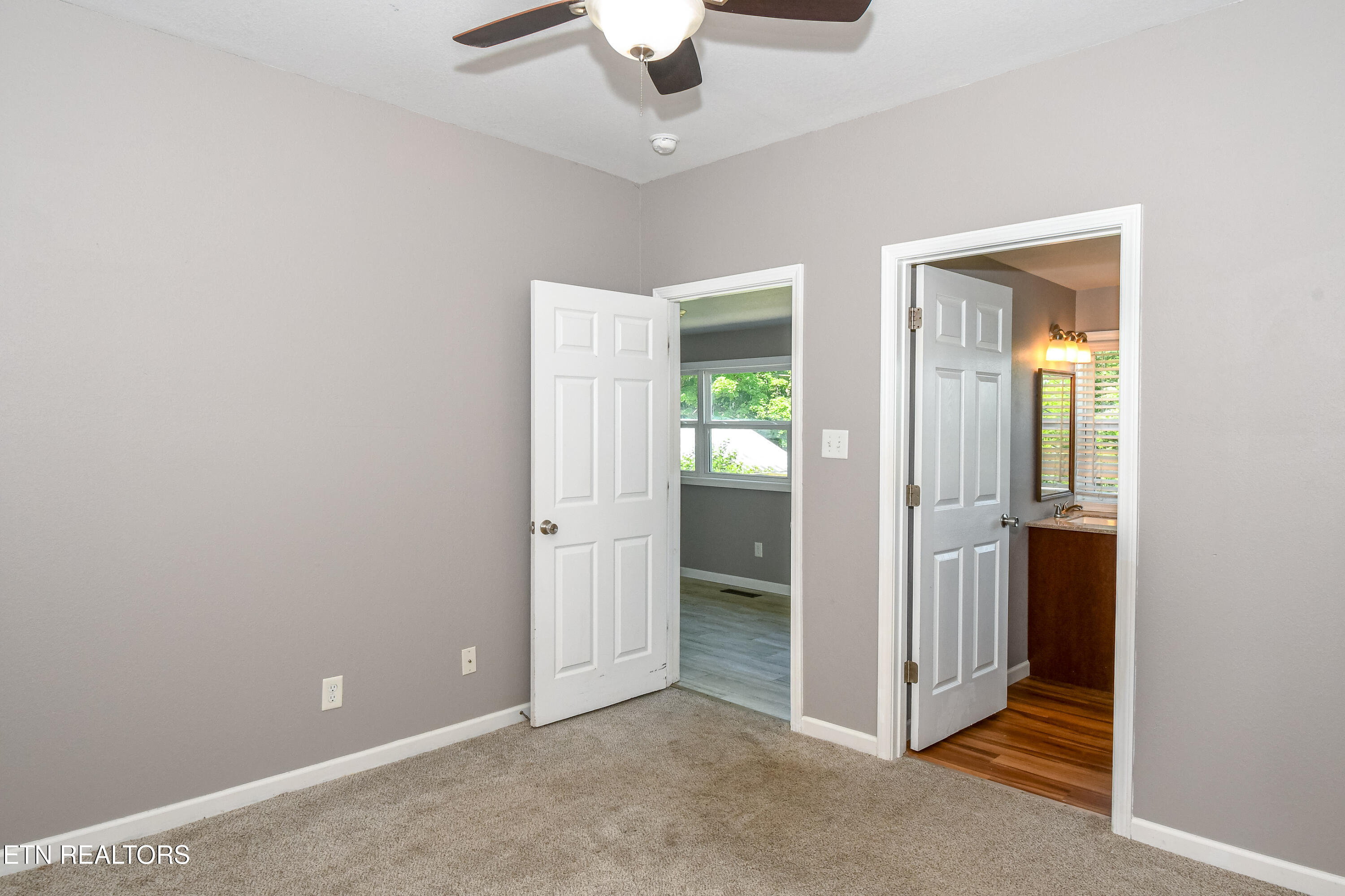 220 Sanderson Street Alcoa TN 37701