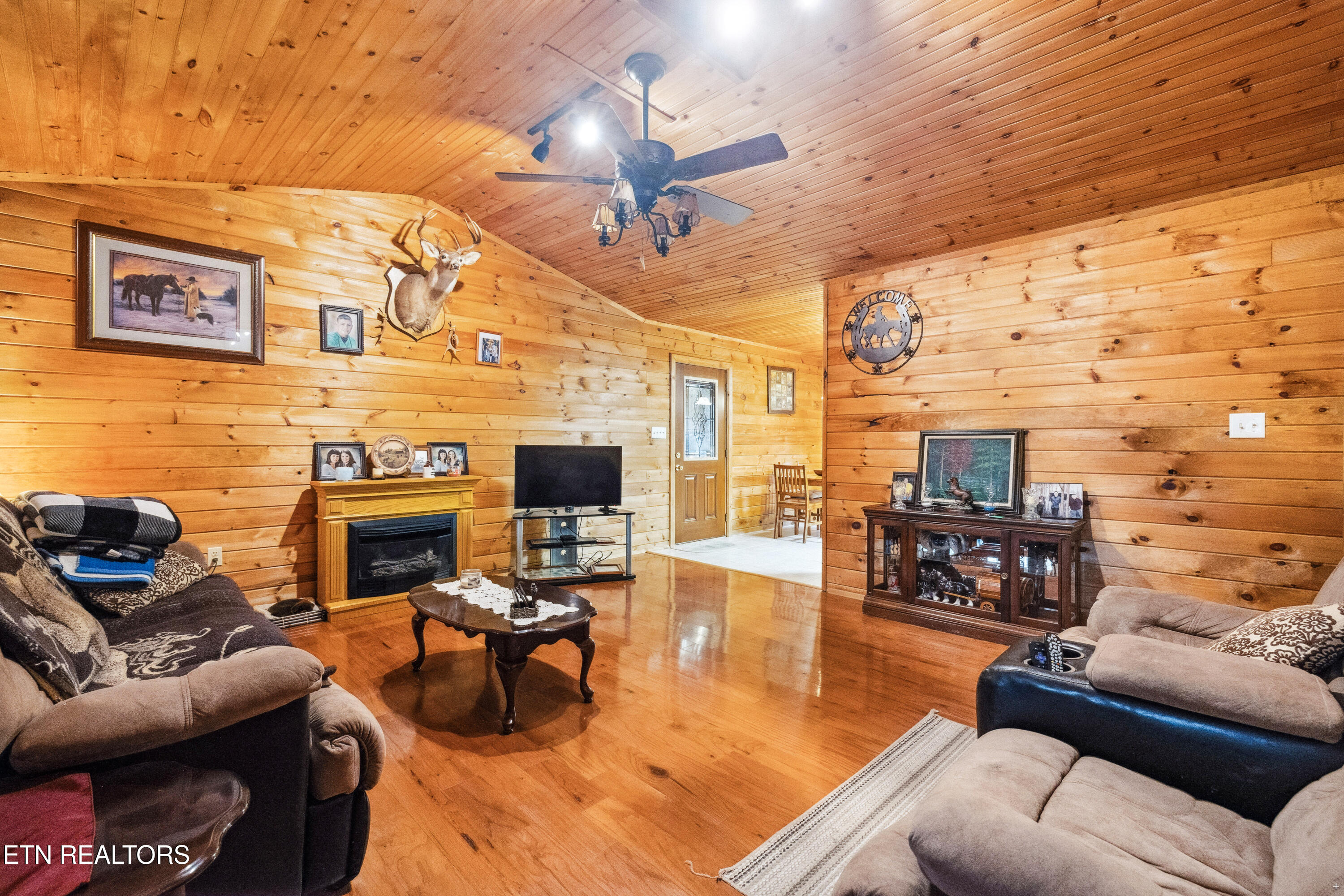 930 Wilderness Trail Oneida TN 37841